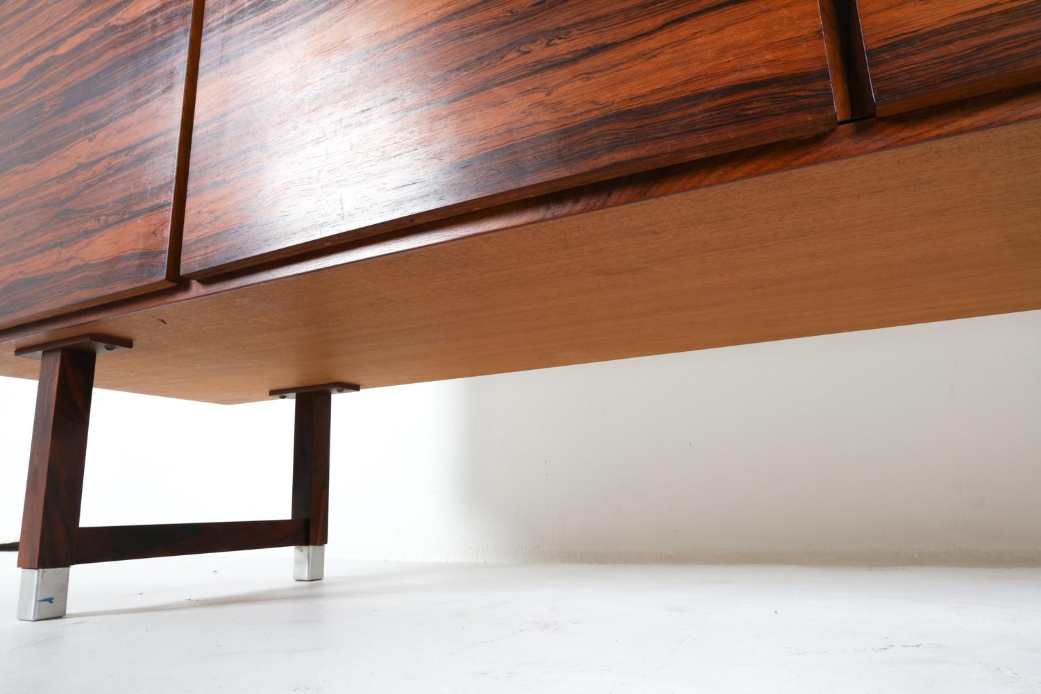 Credenza in palissandro danese di Kai Kristiansen, anni '60 circa in vendita 1