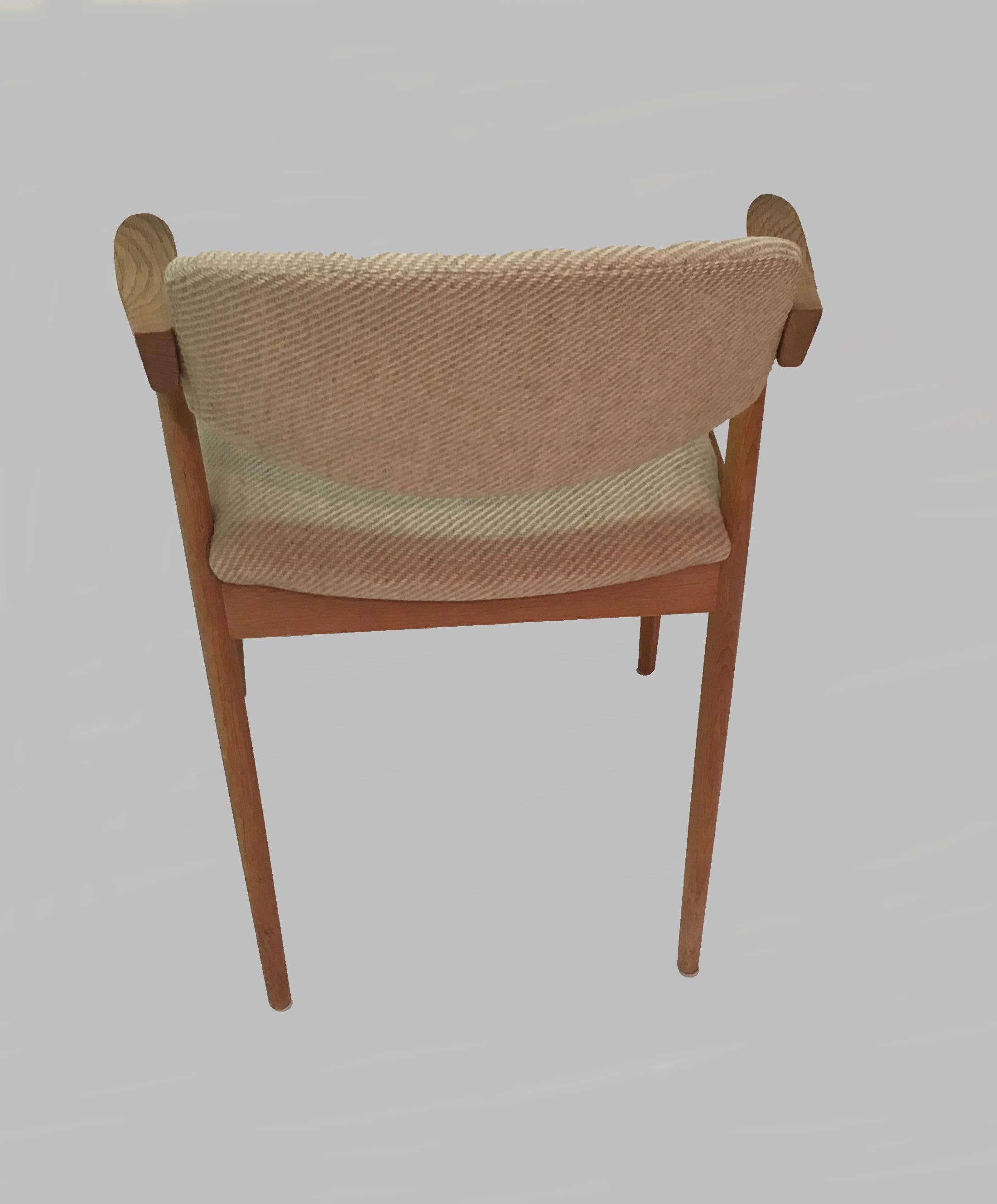 Kai Kristiansen Eight Restored Oak Dining Chairs, Including Custom Reupholstery In Good Condition For Sale In Knebel, DK