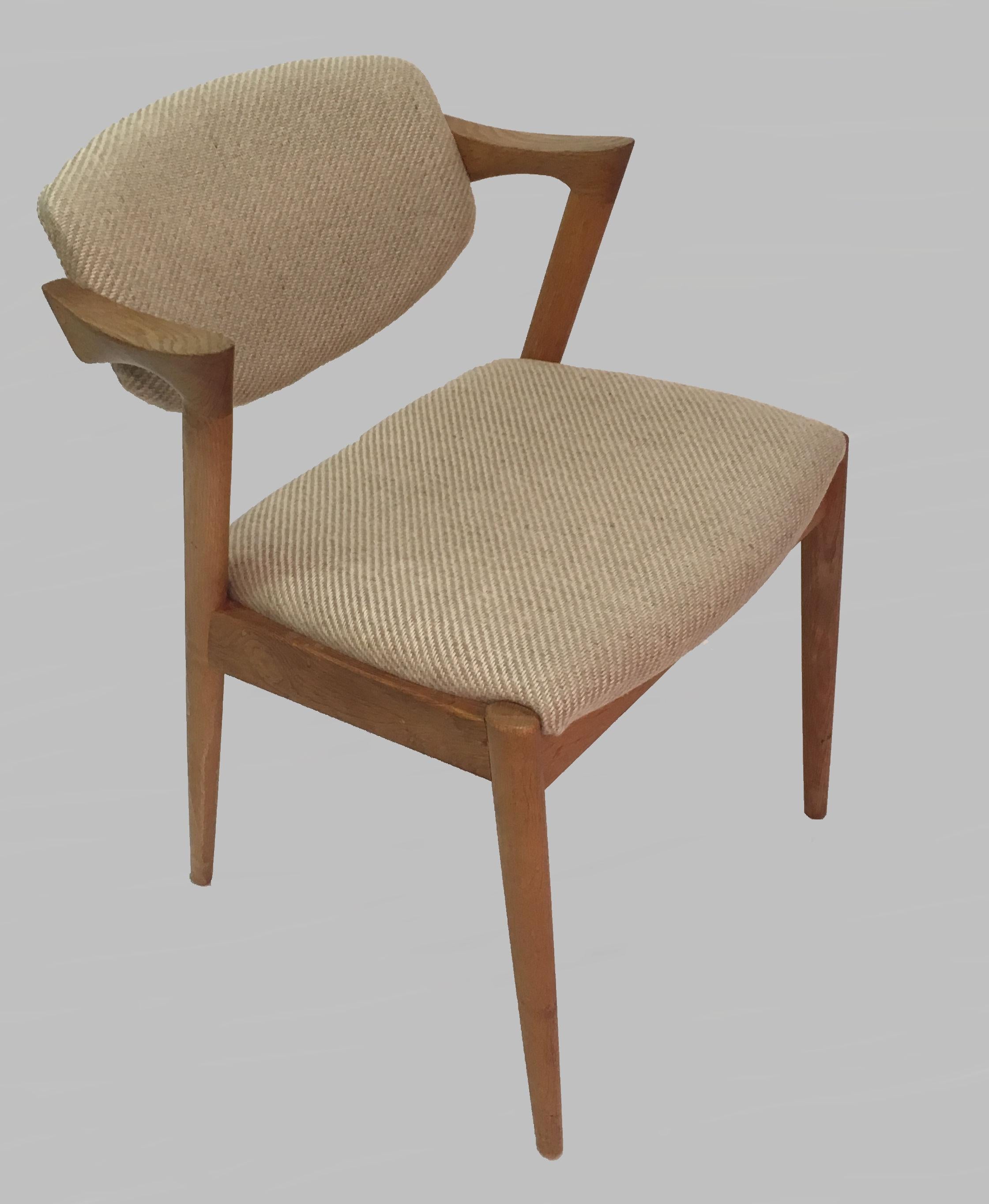 Kai Kristiansen Eight Restored Oak Dining Chairs, Including Custom Reupholstery For Sale 2
