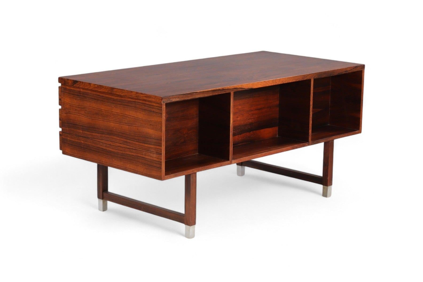 Mid-Century moderno Scrivania direzionale Kai Kristiansen Ep401 in palissandro in vendita