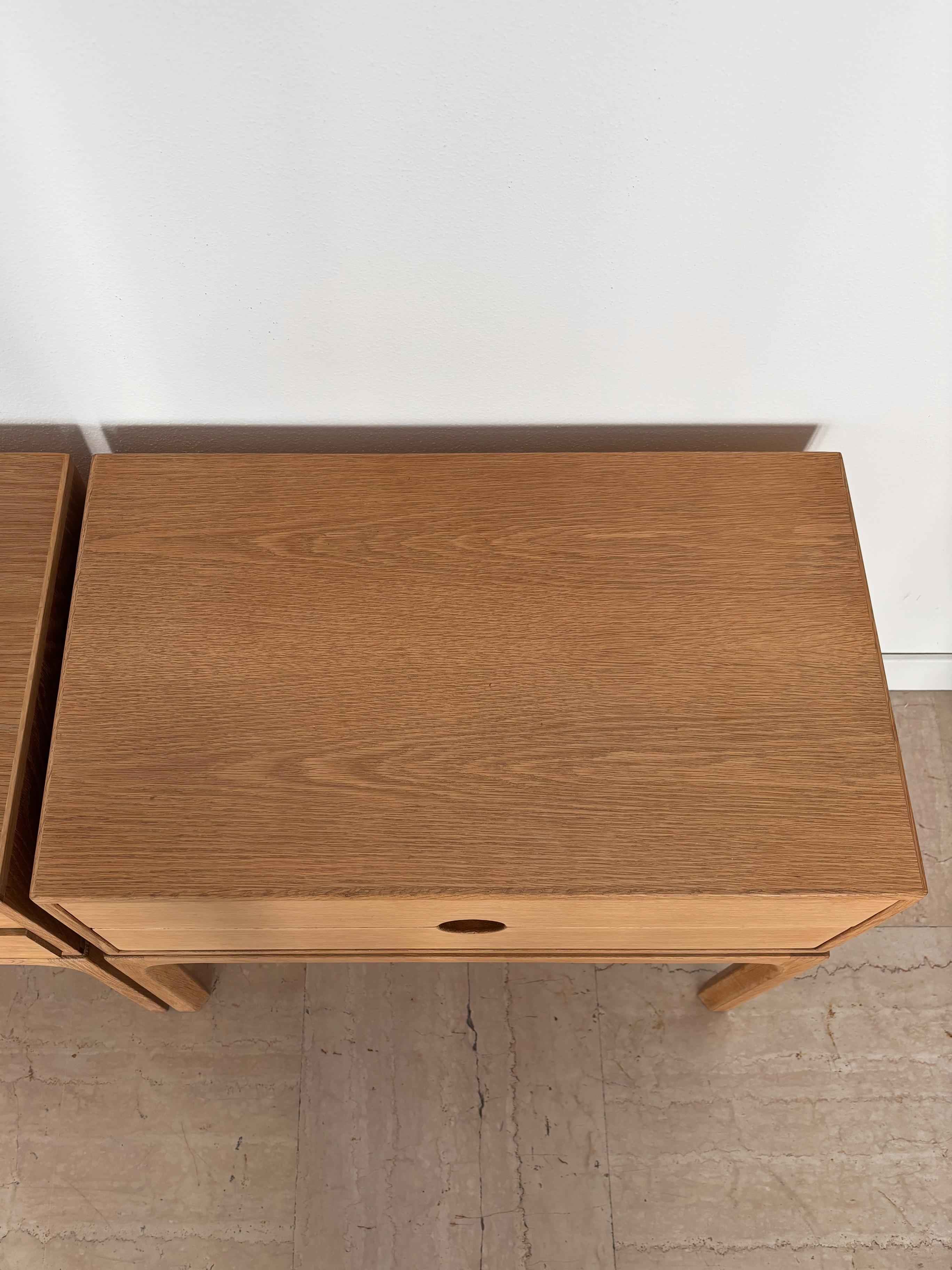 Kai Kristiansen for Aksel Kjergaard Table de chevet scandinave en Oak Danemark 1960s en vente 1