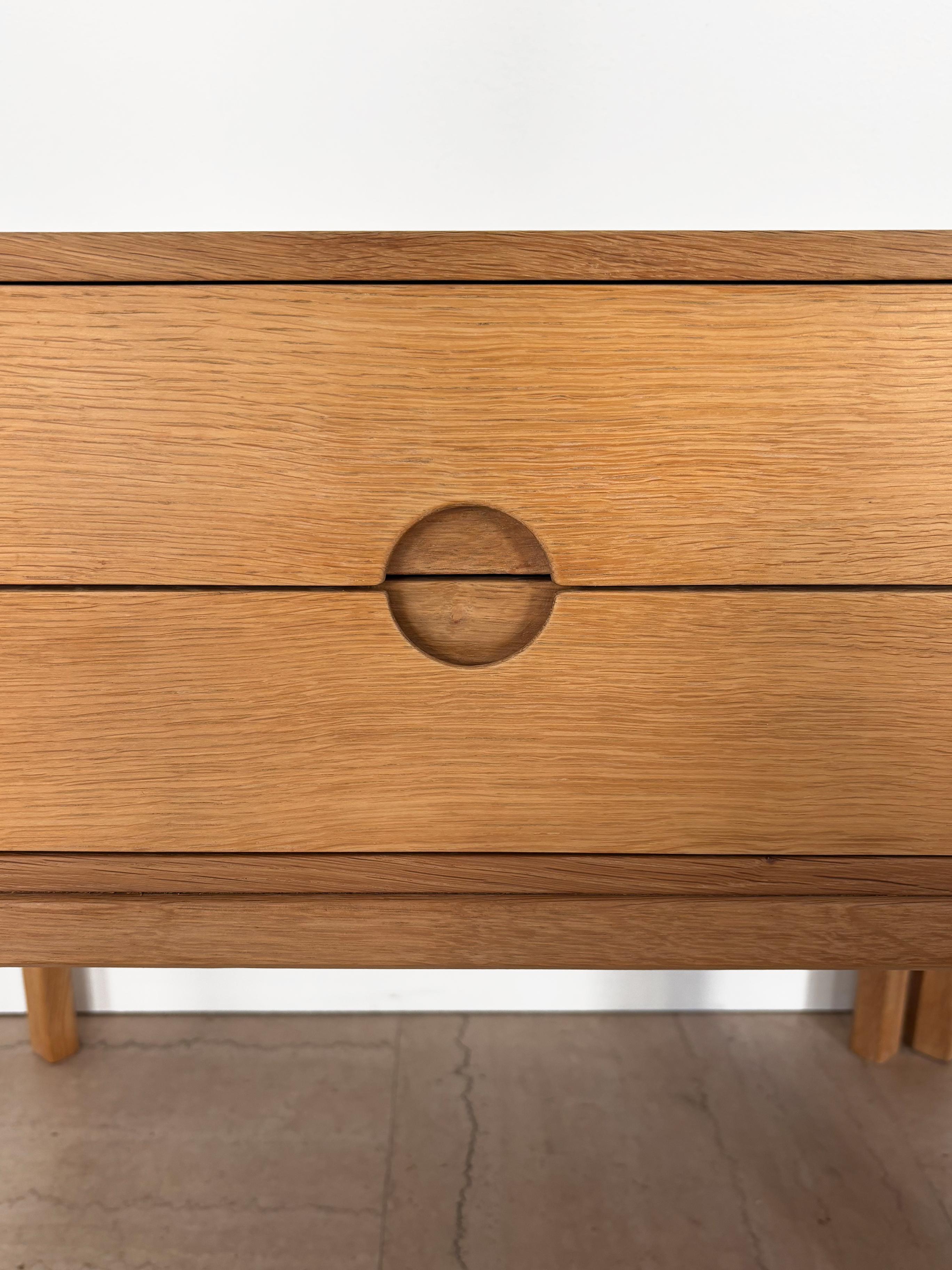 Kai Kristiansen for Aksel Kjergaard Table de chevet scandinave en Oak Danemark 1960s en vente 2