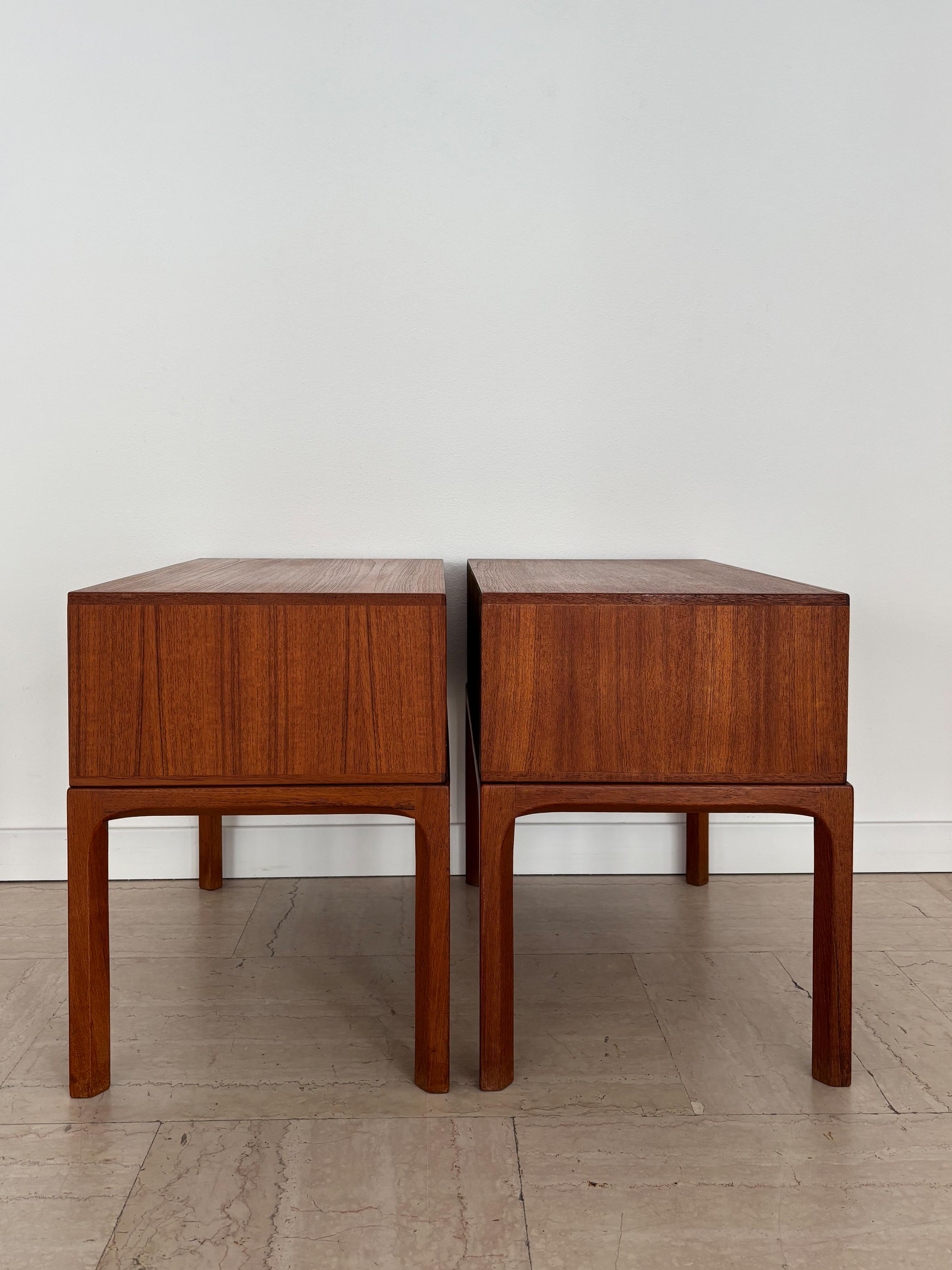 Kai Kristiansen per Aksel Kjergaard Comodini scandinavi in teak Danimarca 1960s In condizioni buone in vendita a Reggio Emilia, IT