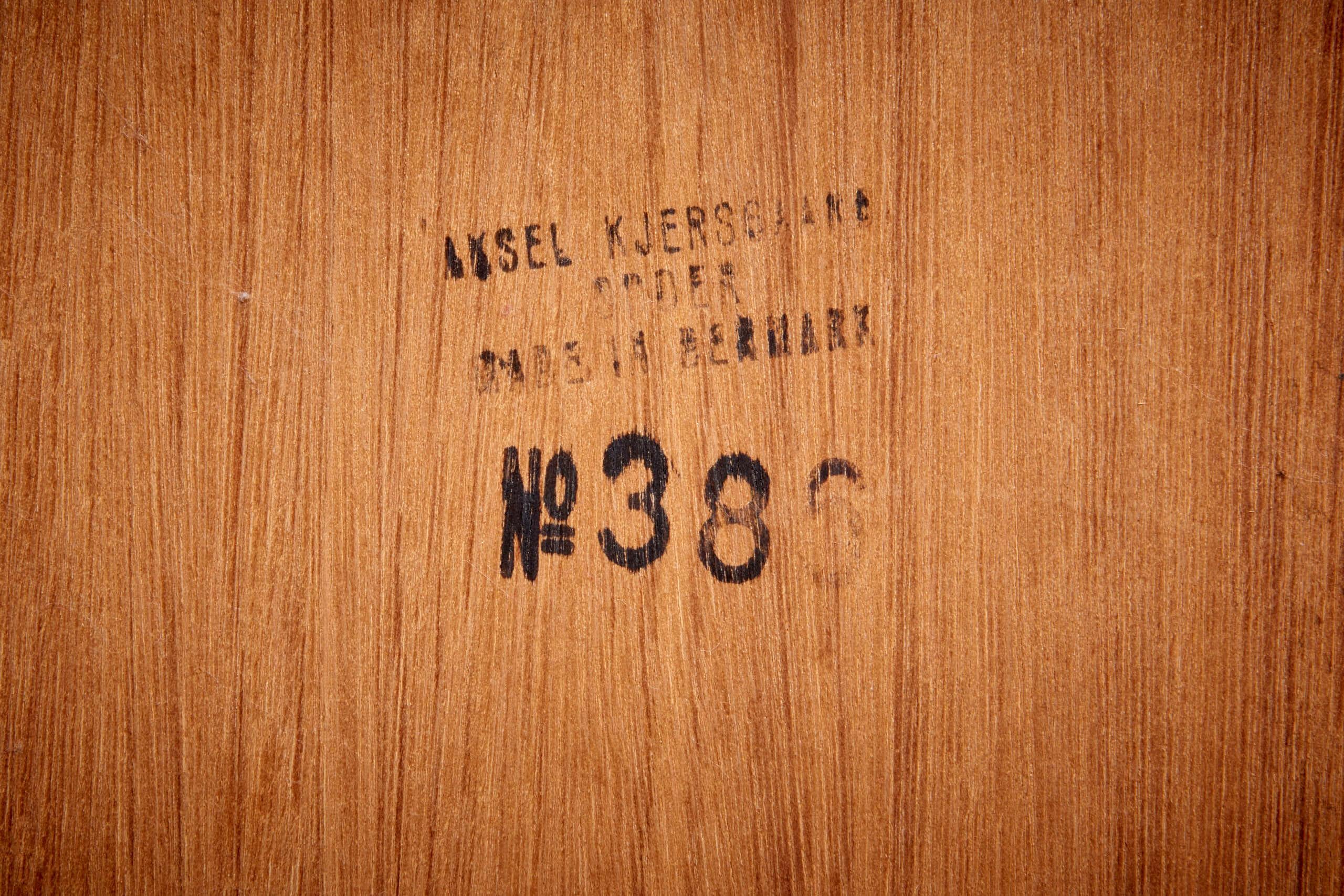 Kai Kristiansen for Aksel Kjersgaard 386 bedside or end table in oak, 1960s  3