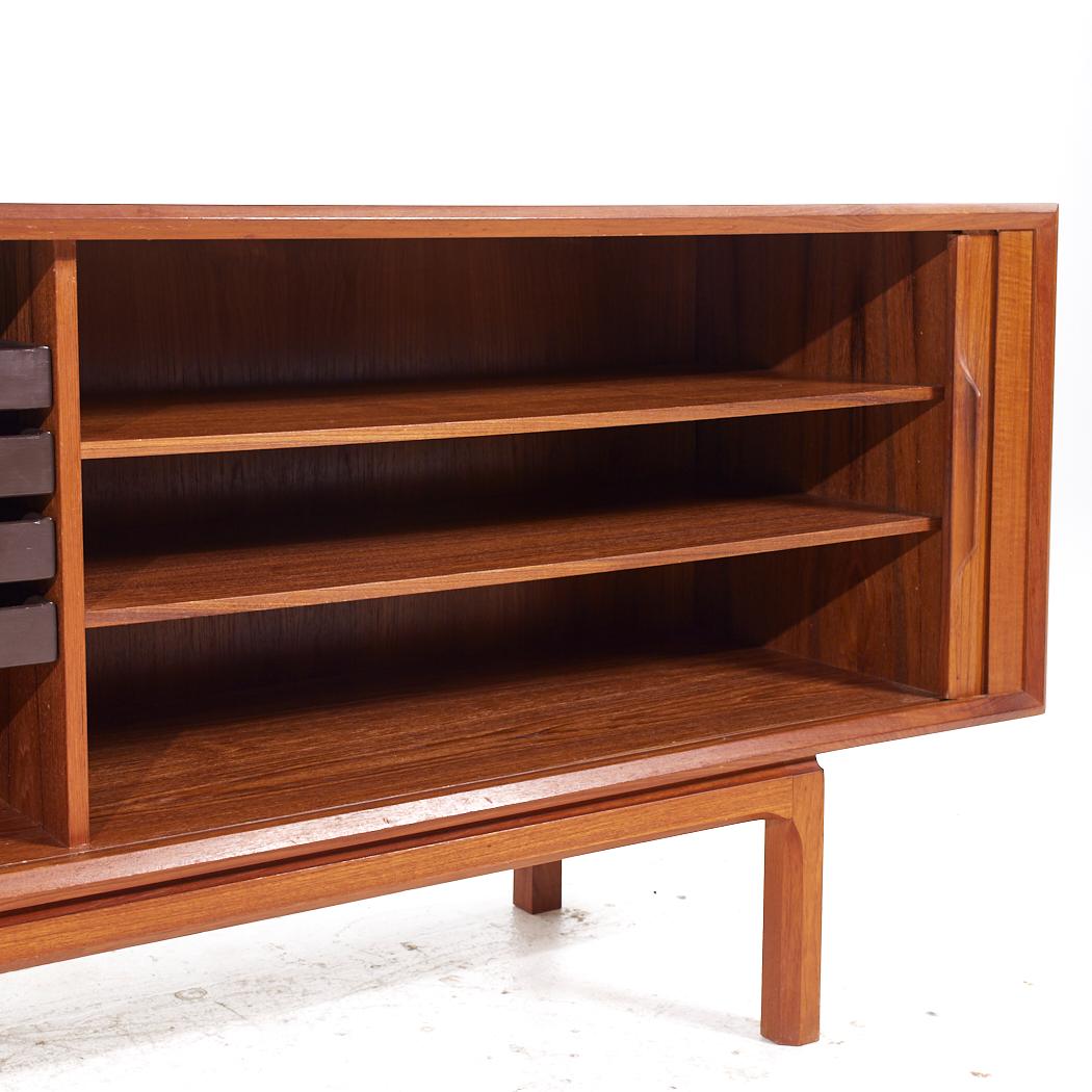 Kai Kristiansen for Faarup Møbelfabrik Mid Century Danish Teak Tambour Credenza  In Good Condition For Sale In Countryside, IL