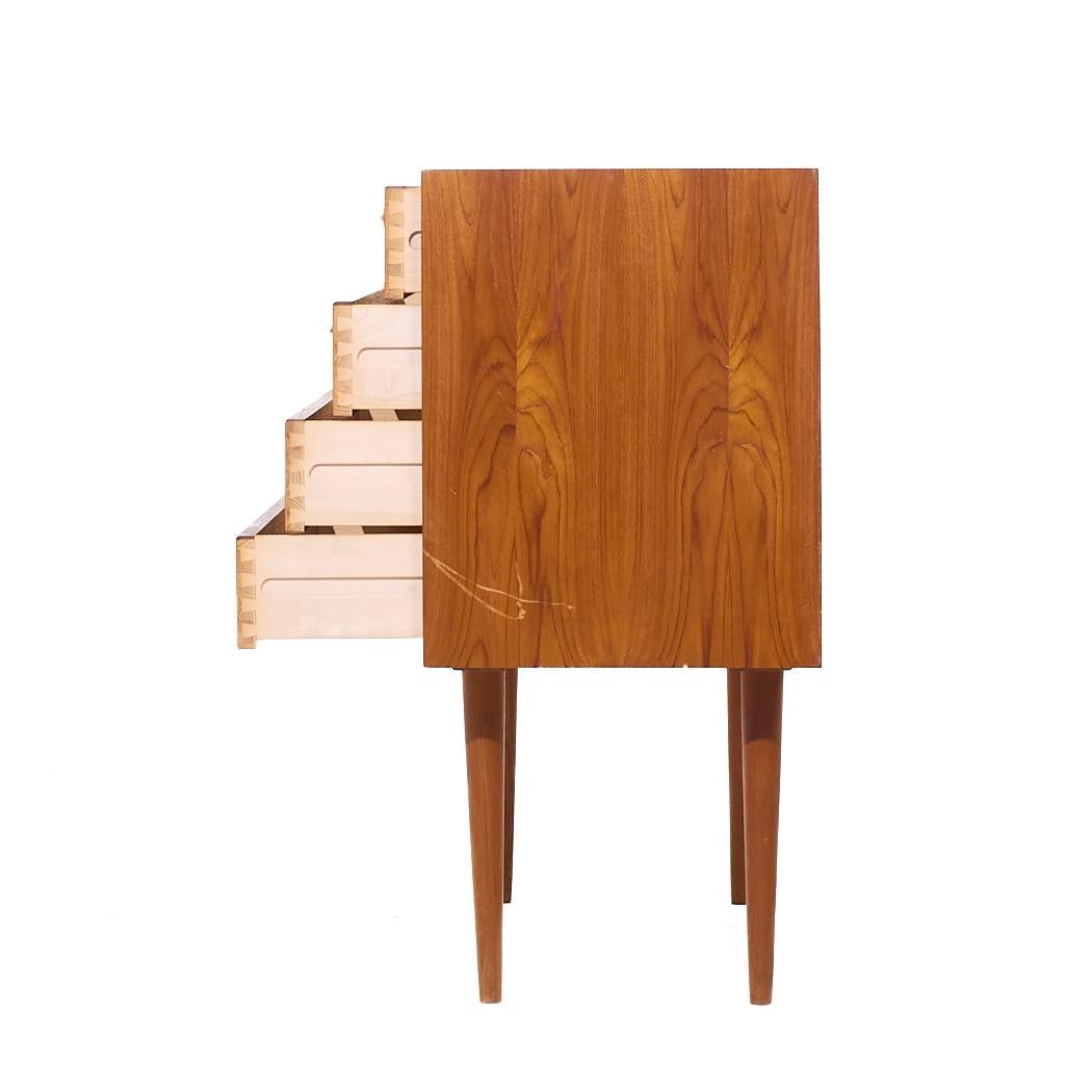 Late 20th Century Kai Kristiansen for Feldballes Møbelfabrik MCM Danish Teak 4 Drawers Dresser For Sale