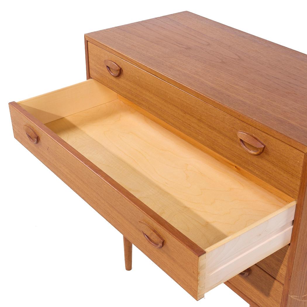 Kai Kristiansen for Feldballes Møbelfabrik MCM Danish Teak 4 Drawers Dresser For Sale 2