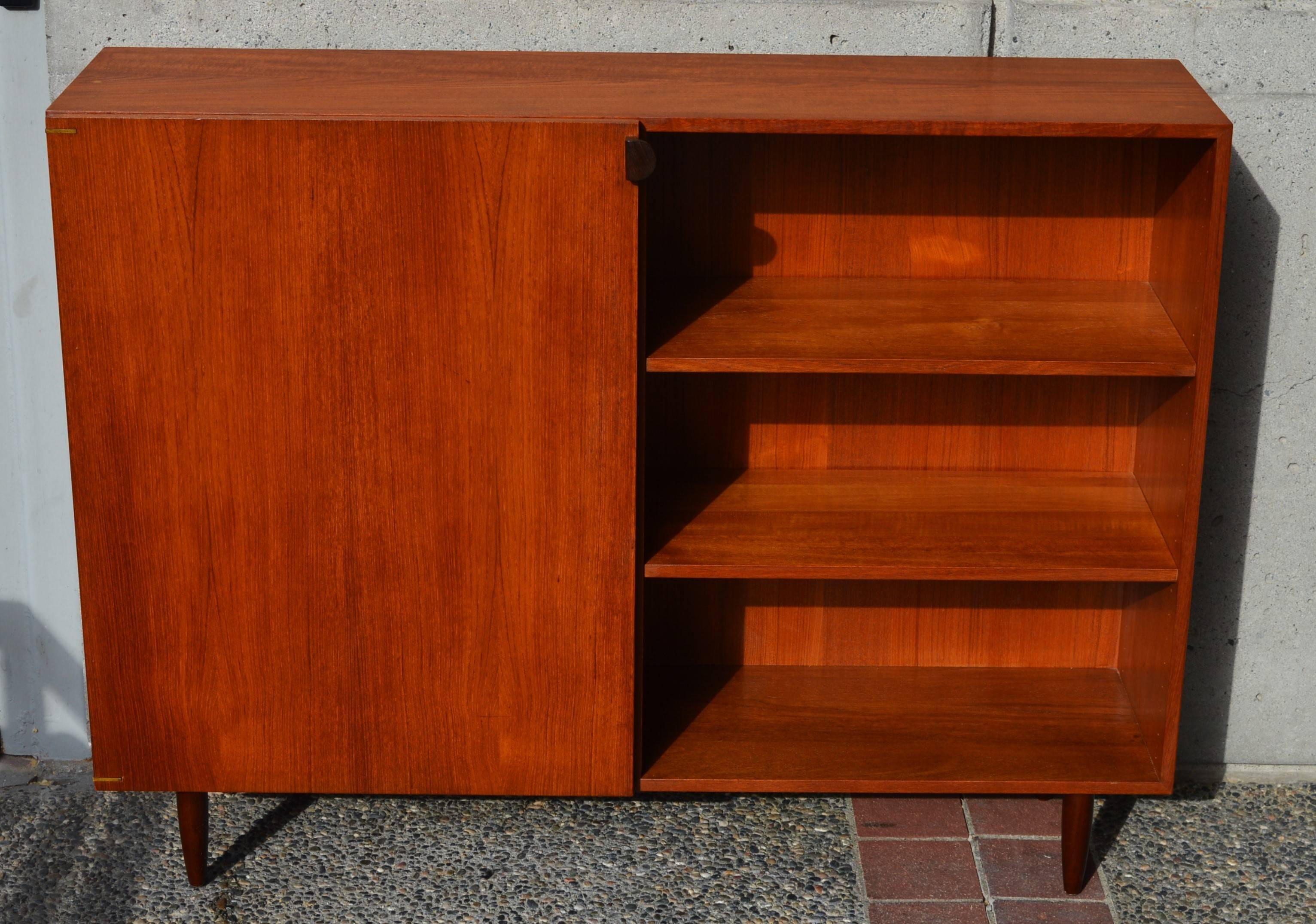 Kai Kristiansen for Feldballes Teak Bookcase / Credenza with Rosewood Handle In Excellent Condition In New Westminster, British Columbia