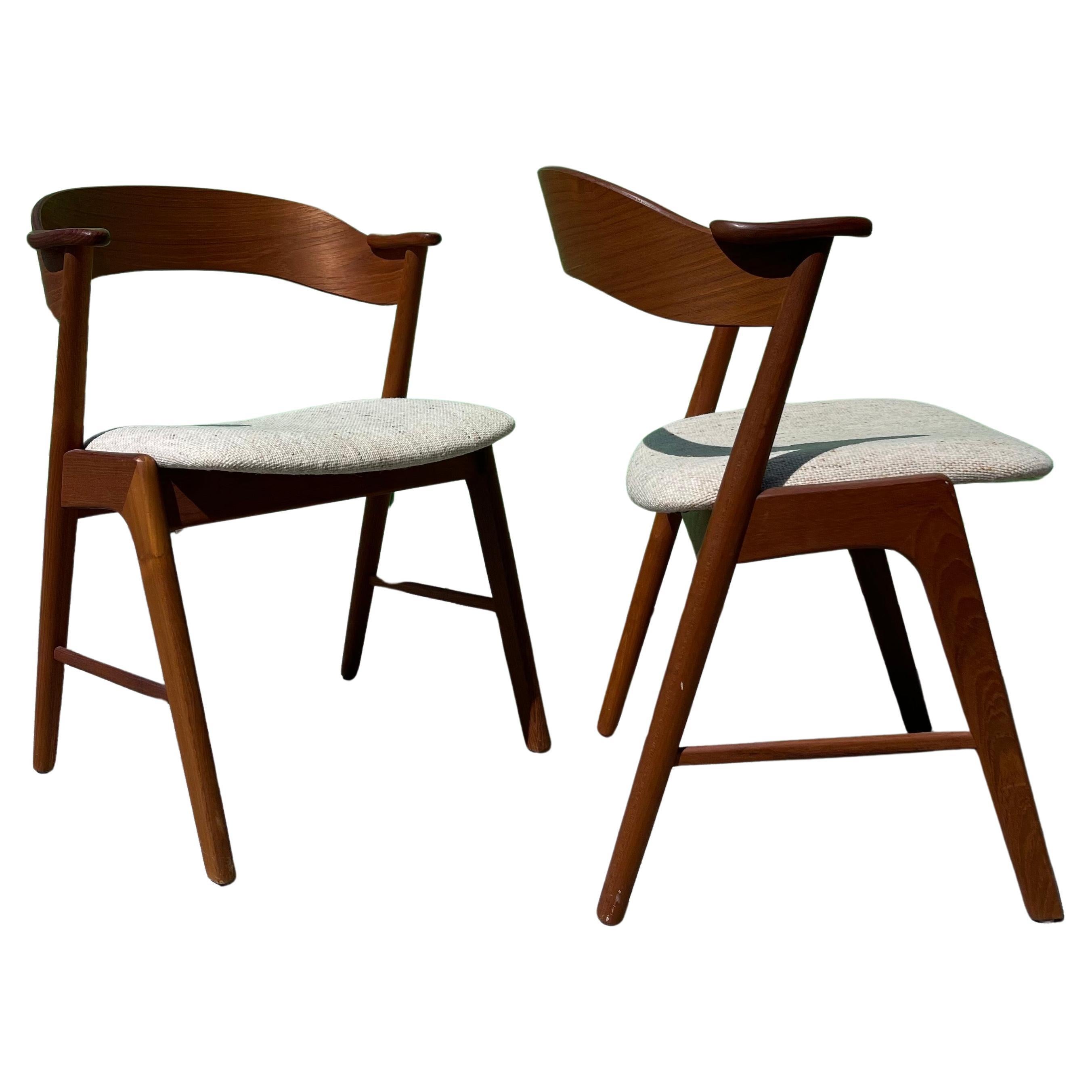 Kai Kristiansen for Korup Stolefabrik, Denmark, Model 32 Teak Chairs, a Pair