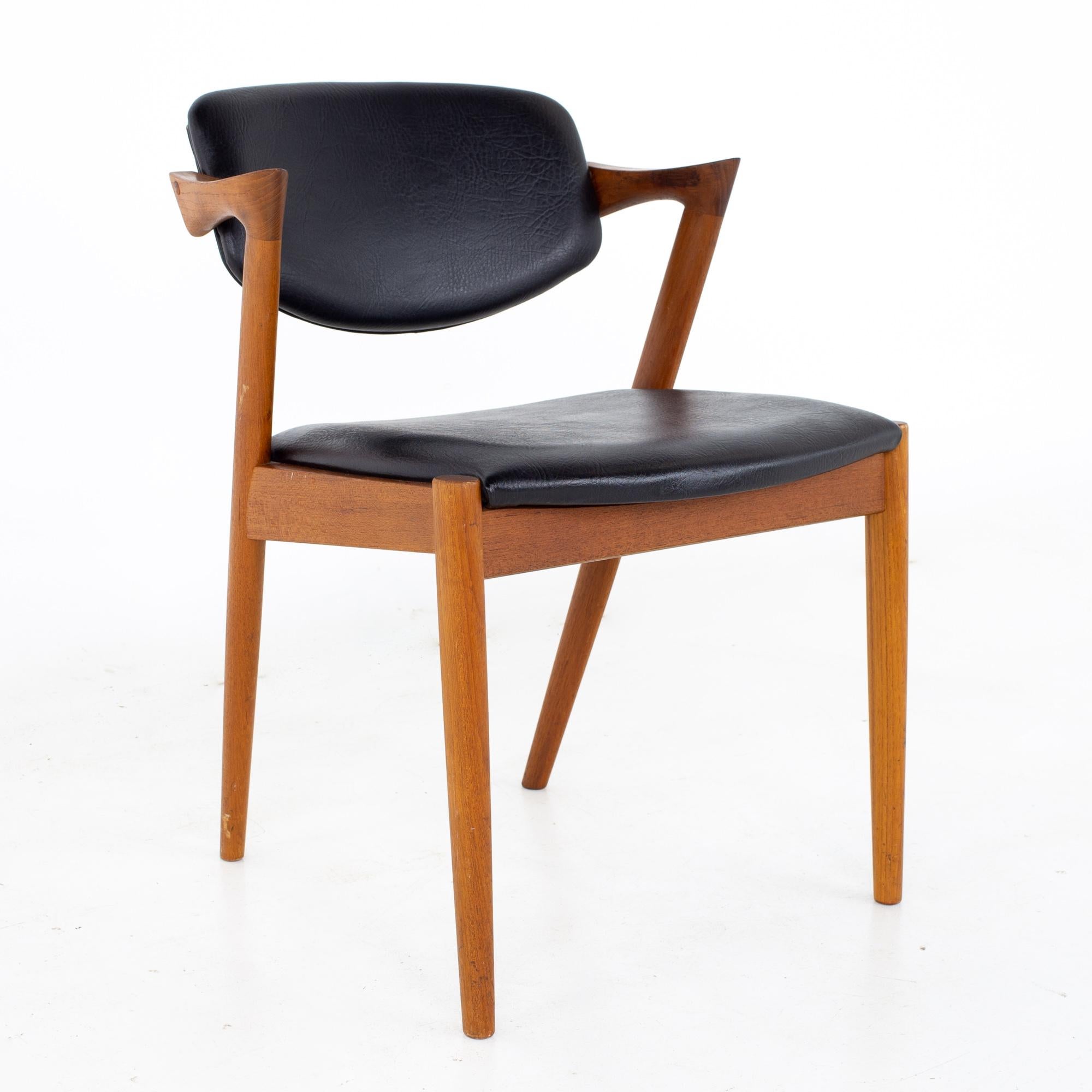 Mid-Century Modern Kai Kristiansen for SVA Mobler Model 42 MCM Teak Z Dining Chairs, Set of 6