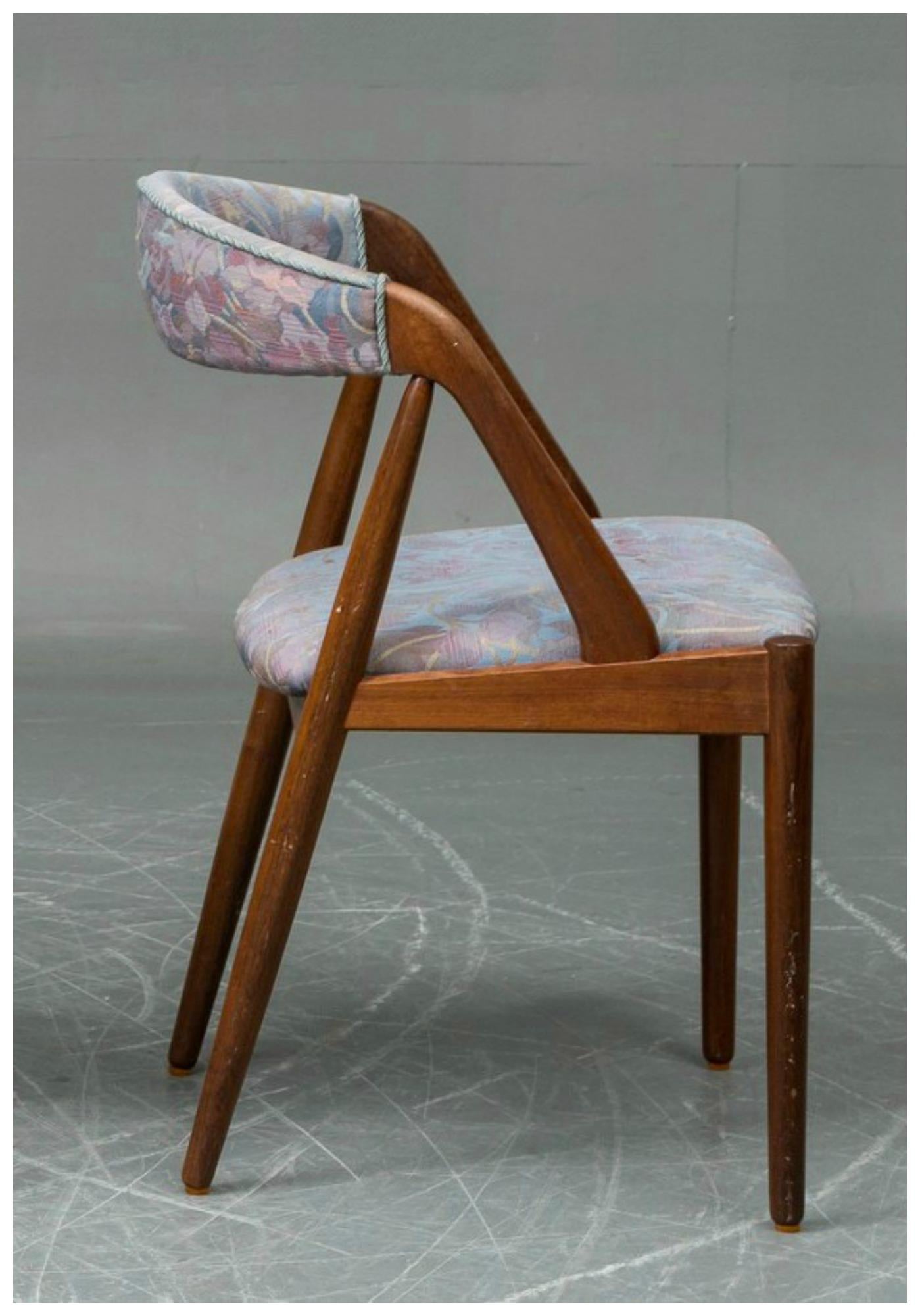 Kai Kristiansen in Teak Dining Chairs Model 31 for Schou Andersen In Good Condition In Bridgeport, CT