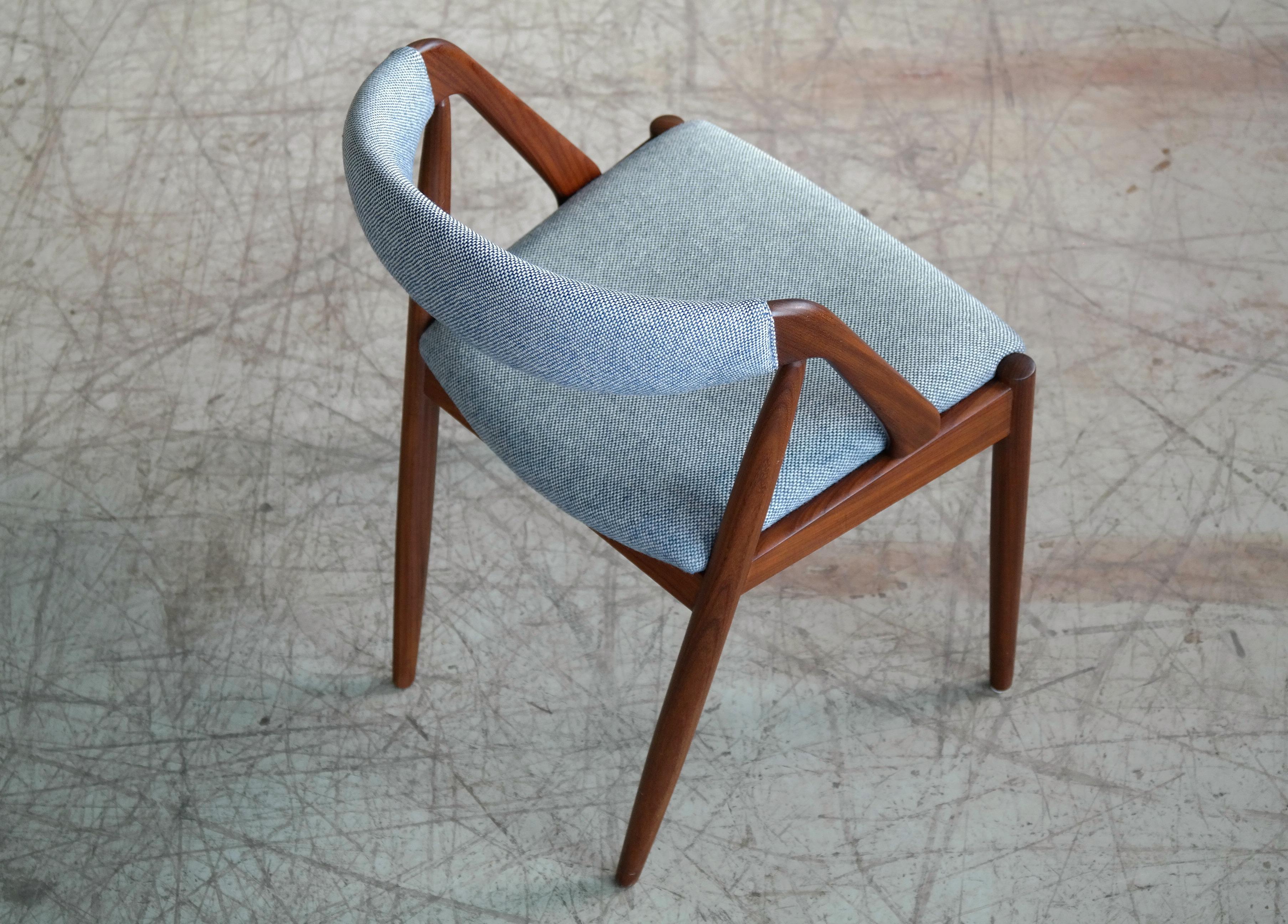 Kai Kristiansen in Teak Dining Chairs Model 31 for Schou Andersen In Good Condition In Bridgeport, CT