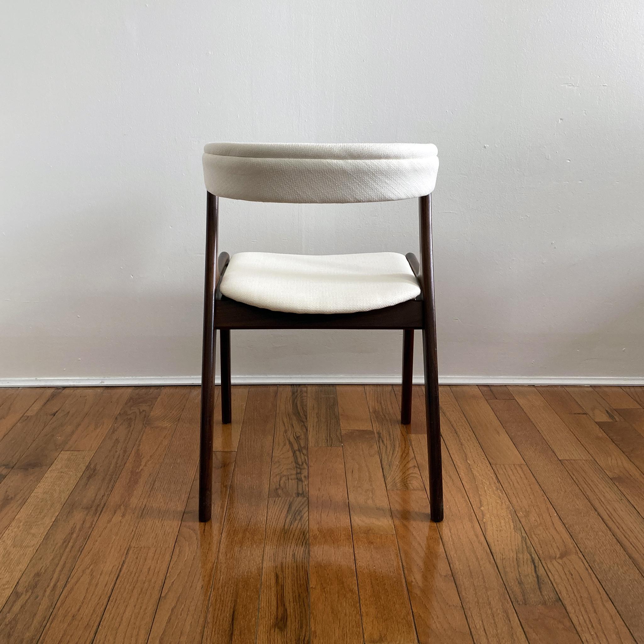 Mid-Century Modern Kai Kristiansen Ivory Tweed Curved Back Teak Chair, Danish, 1960s For Sale