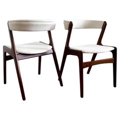Kai Kristiansen Ivory Tweed Curved Back Teak Chairs, Danish, 1960s, Pair of Two