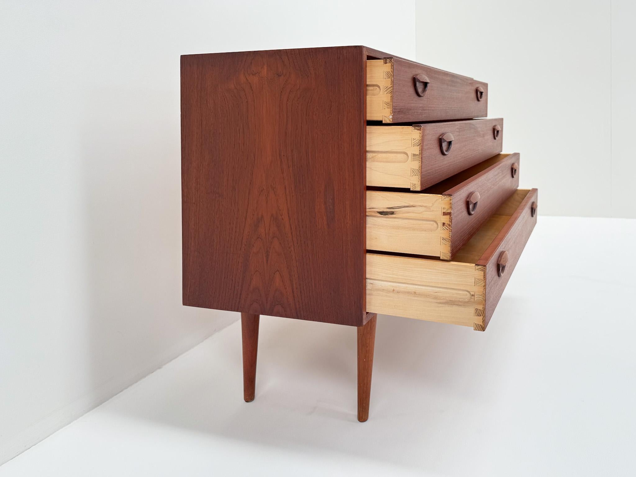 Kai Kristiansen Mid Century Danish Teak 4-Drawer Chest of Drawers, 1960s For Sale 4