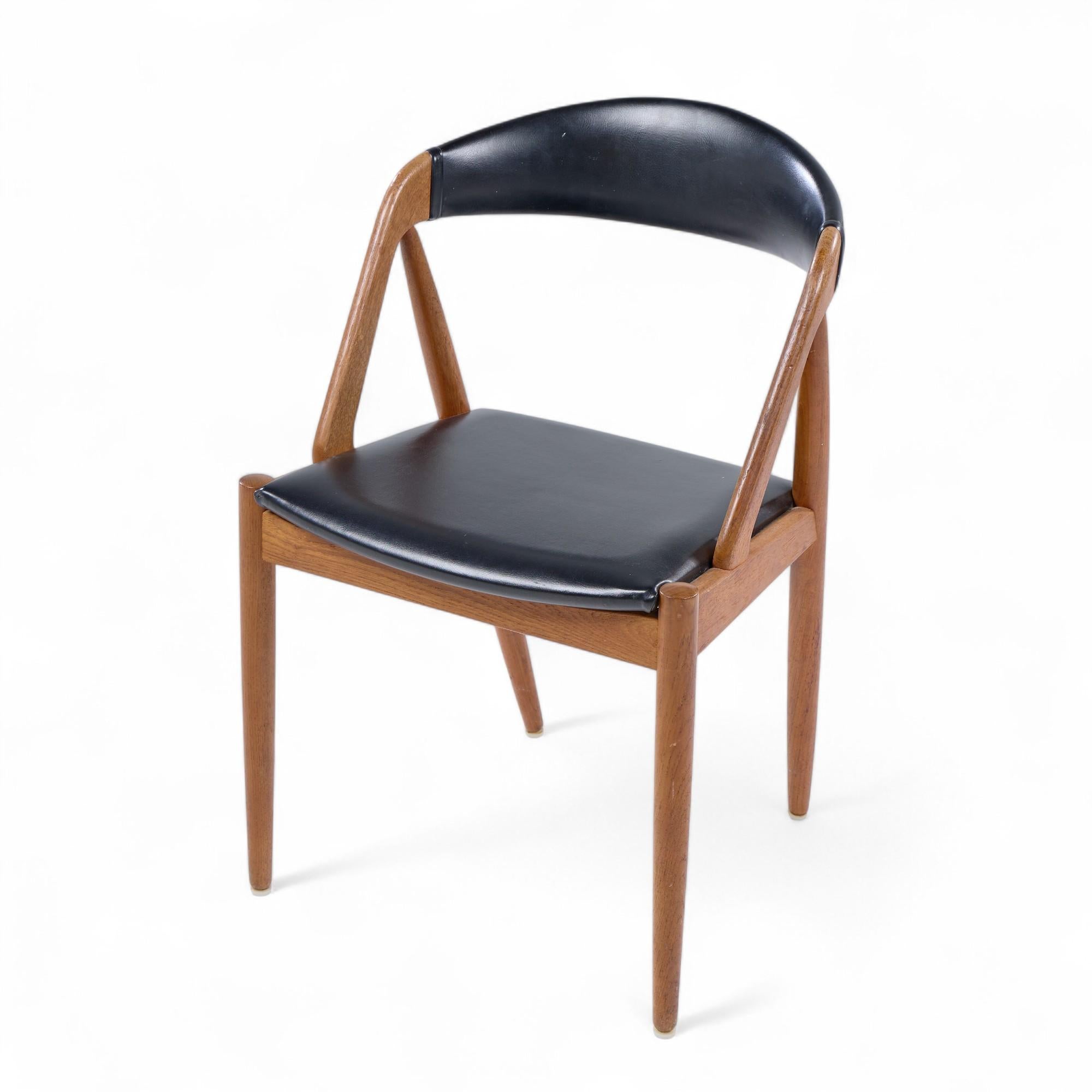 Kai Kristiansen Model 31 Mid Century Danish Teak Dining Chairs - Set of 4 For Sale 6