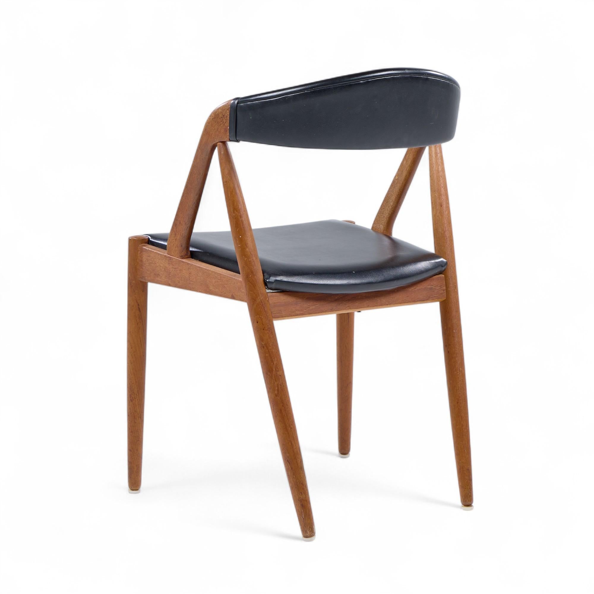 Kai Kristiansen Model 31 Mid Century Danish Teak Dining Chairs - Set of 4 For Sale 2