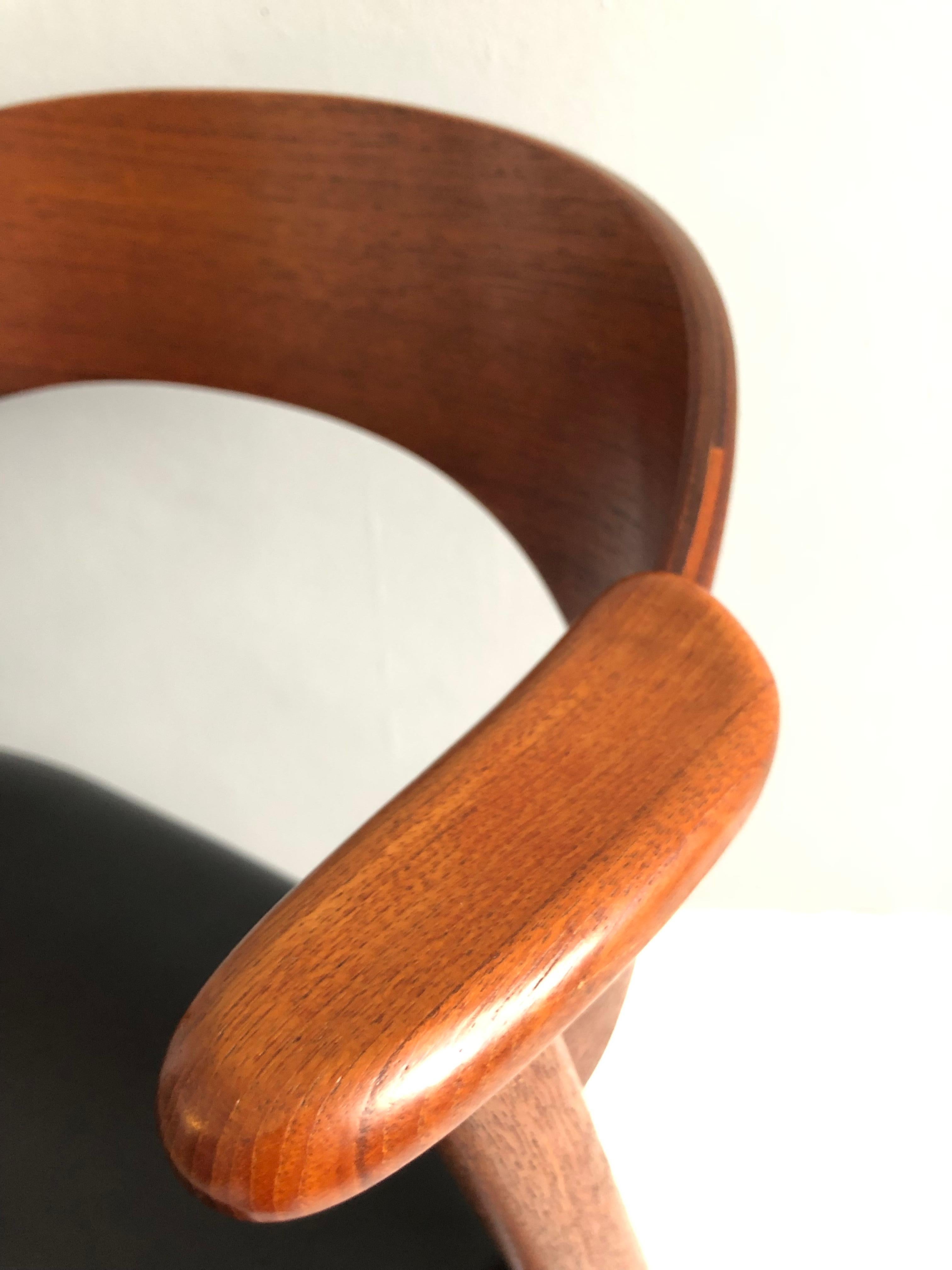 Kai Kristiansen Model 32 Dining Chairs, Teak and Leather, Set of 4 3