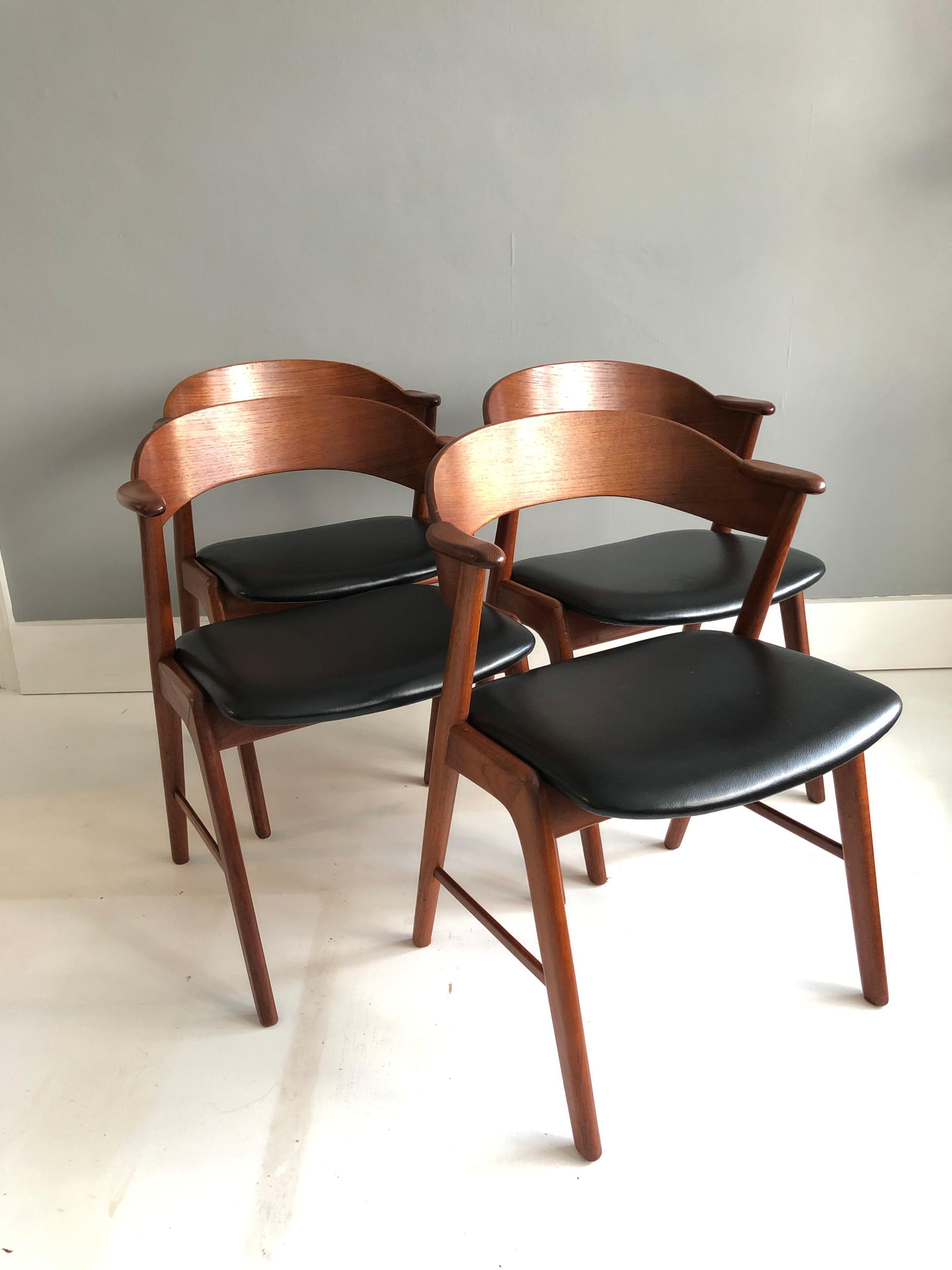 Danish Kai Kristiansen Model 32 Dining Chairs, Teak and Leather, Set of 4