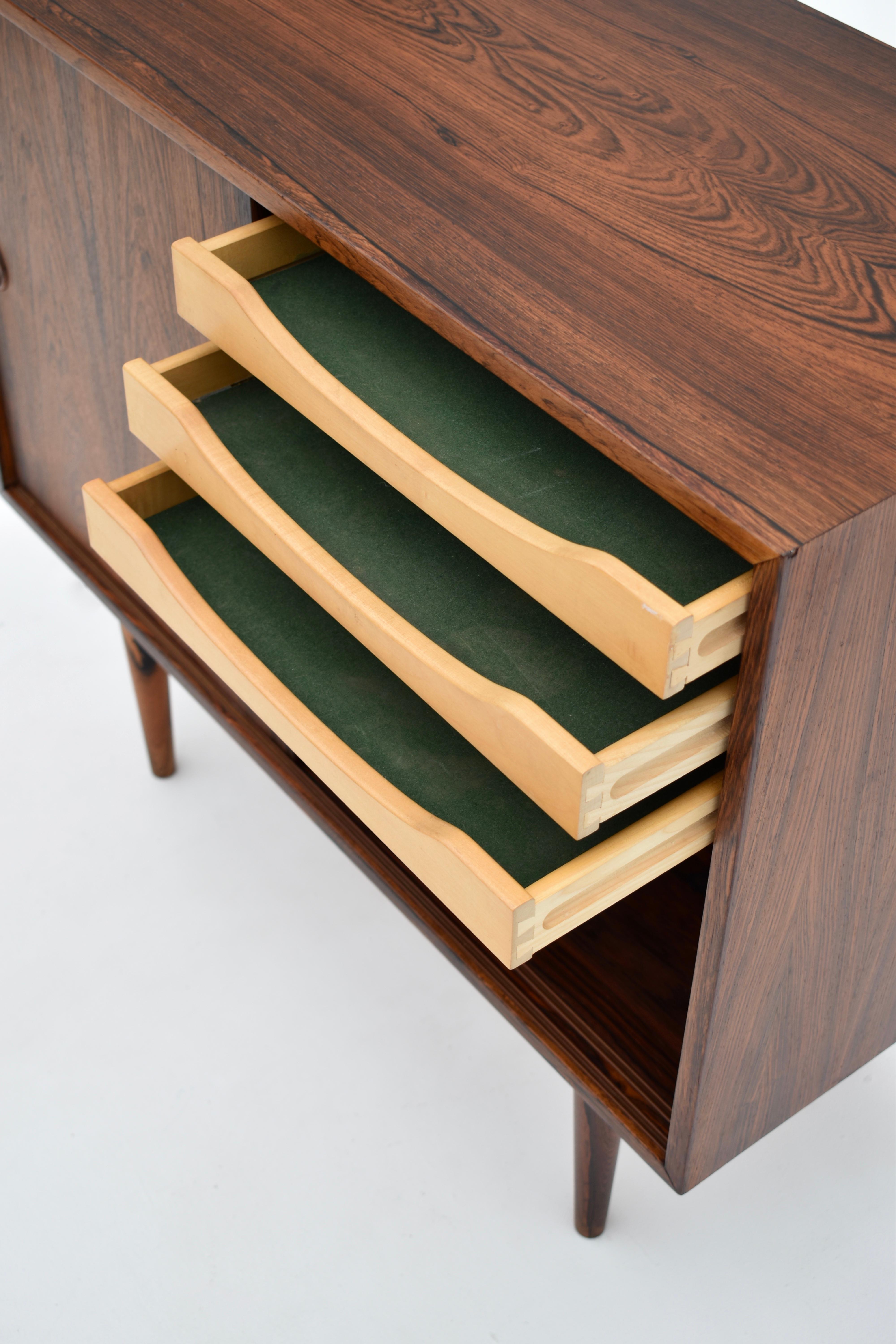 Kai Kristiansen Model 41 Brazilian Rosewood Cabinet for Feldballes Møbelfabrik 4
