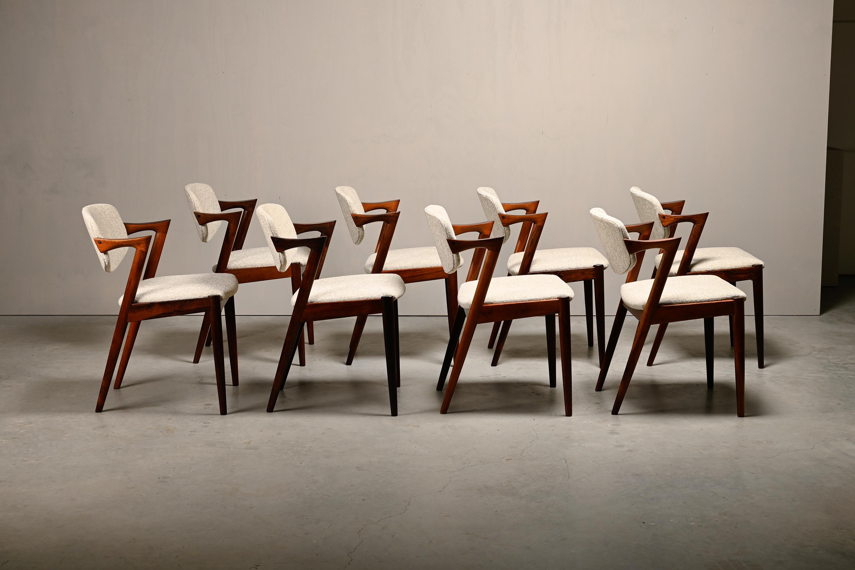 Scandinave moderne Kai Kristiansen Model 42 Dining Chairs in Rosewood and light fabric Denmark en vente