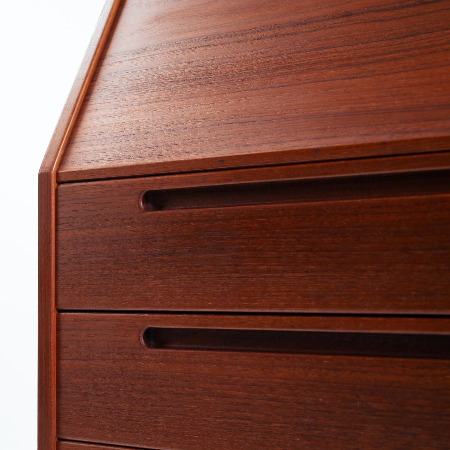 Kai Kristiansen Modell 63 Schreibtisch Teak Sekretär mit Kosmetikspiegel, 1960er Jahre (Teakholz) im Angebot