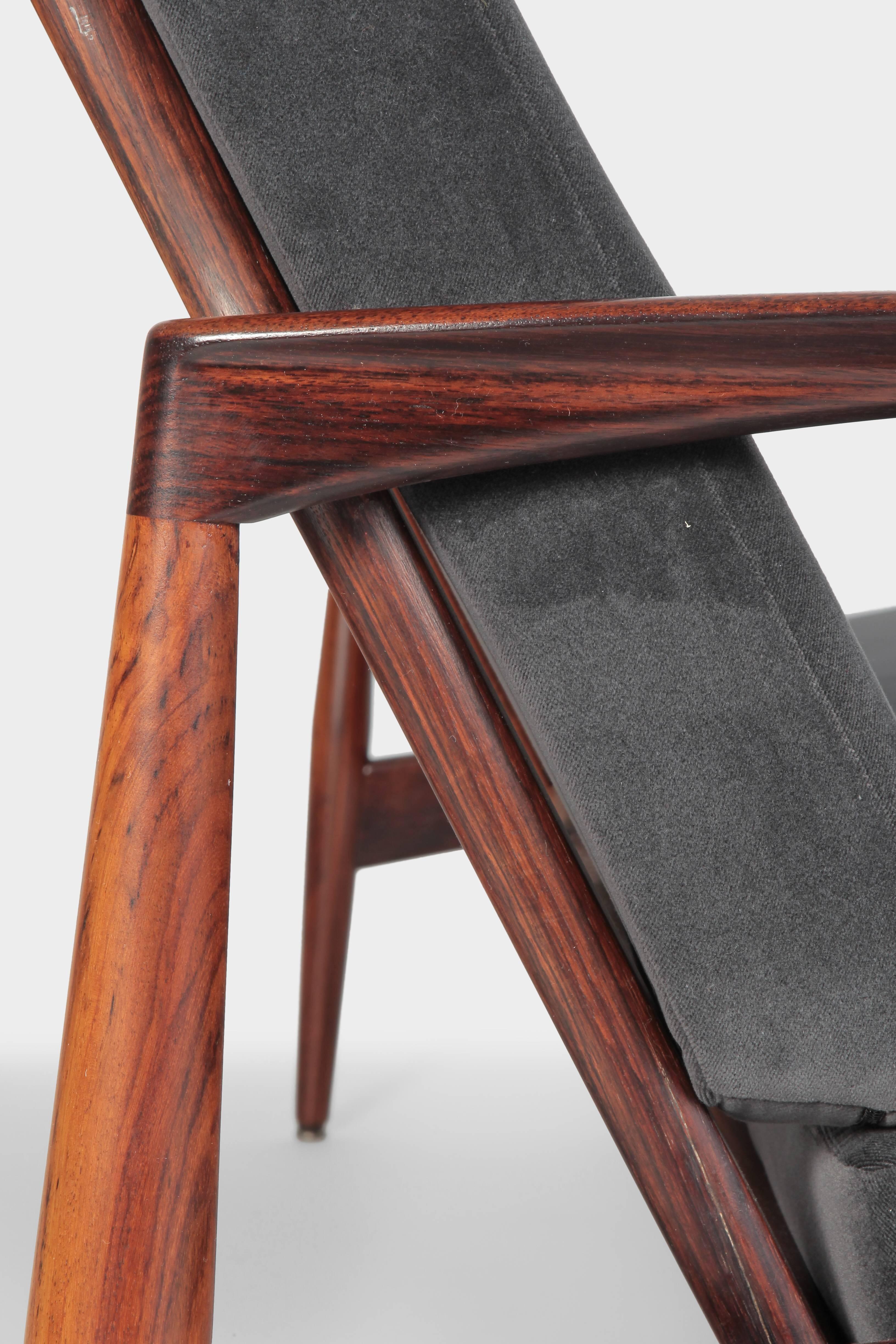 Velvet Kai Kristiansen “Paper Knife” Sofa Model 121 Magnus Olesen, 1960s