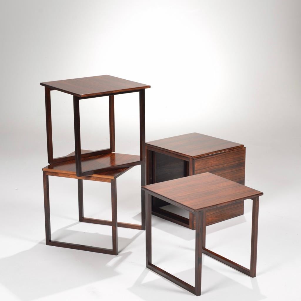 Scandinave moderne Kai Kristiansen « cube » en bois de rose de trois tables imbriquées en vente