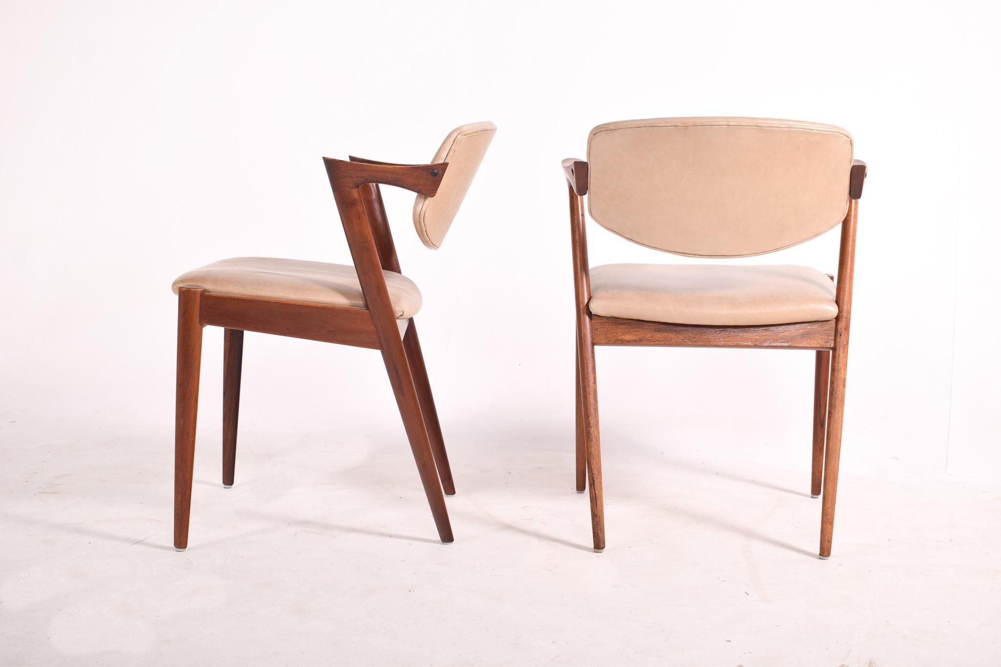 Kai Kristiansen Rosewood Model 42 Dining Chairs In Good Condition In Lisboa, Lisboa