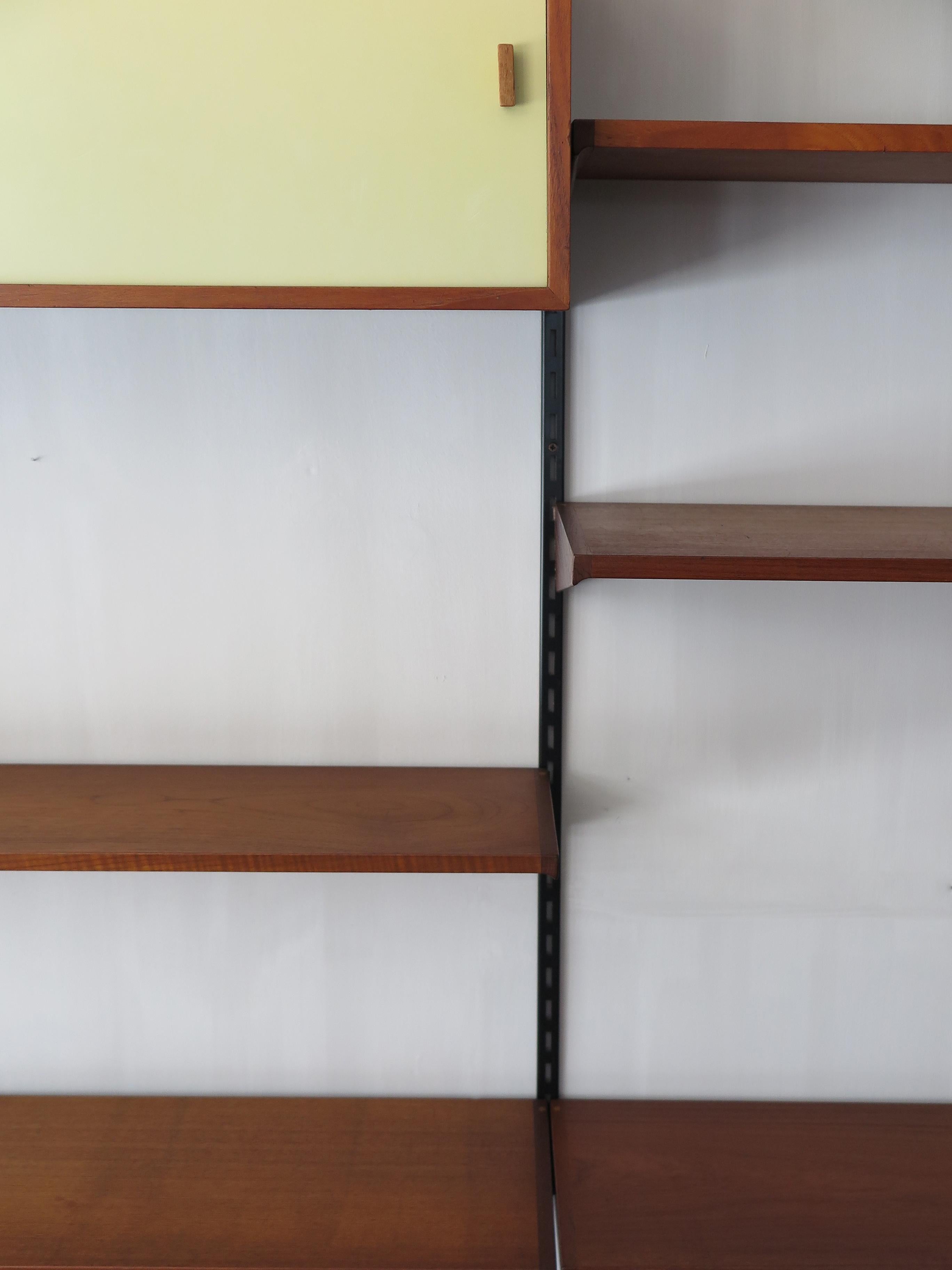 Kai Kristiansen Scandinavian Teak Shelves System for FM Mobler, 1960s In Good Condition In Reggio Emilia, IT