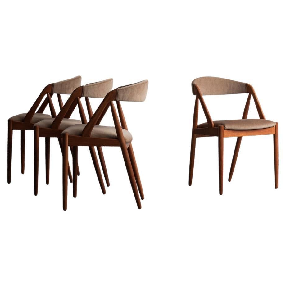 Kai Kristiansen Set of 4 Dining Chairs "Model 31", Denmark, 1960s  For Sale