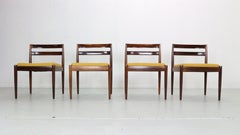 Kai Kristiansen Juego de 4 sillas de comedor "Universo 301", 1960, Dinamarca