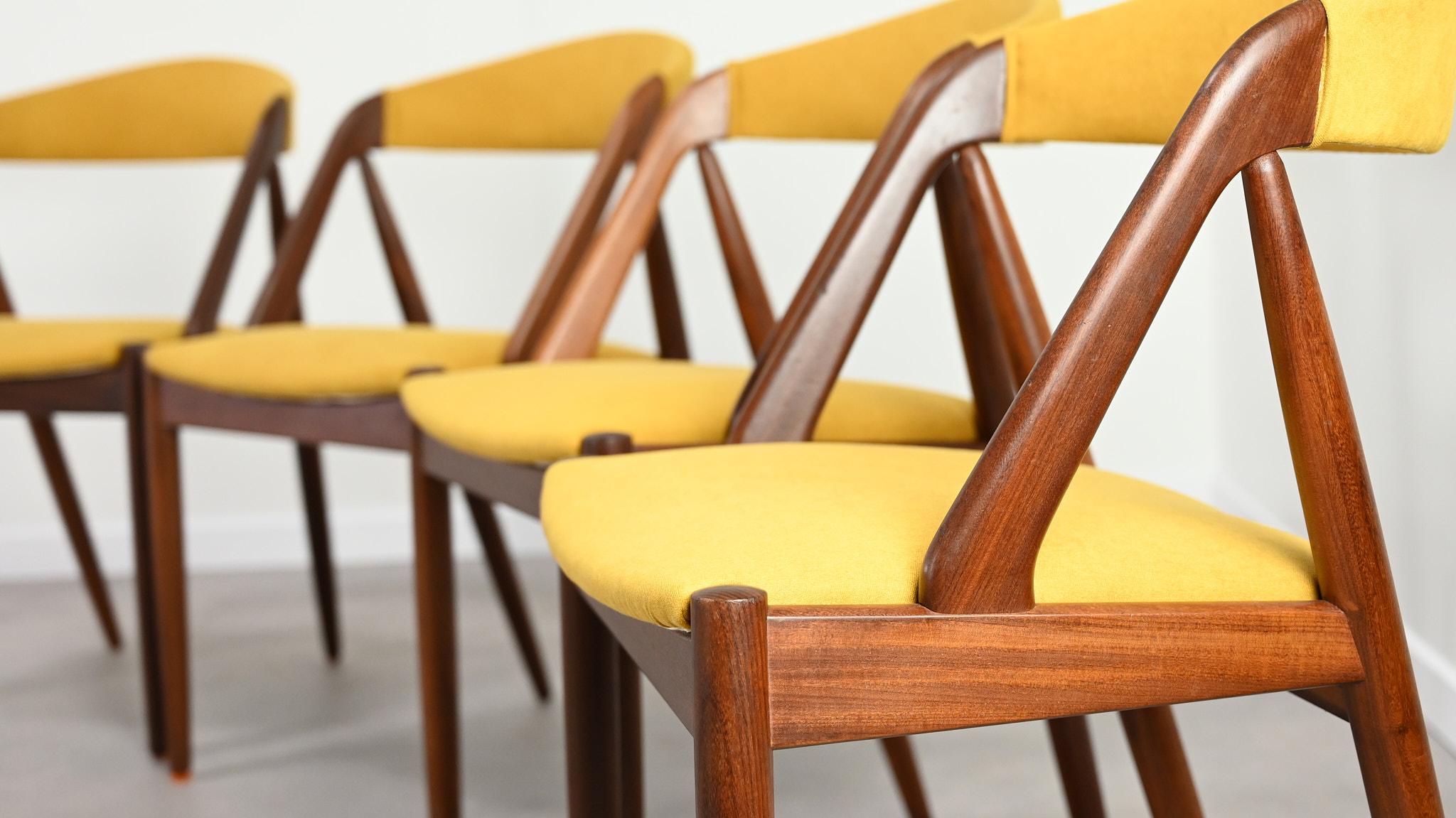 Fabric Kai Kristiansen, set of 8 chairs model 31