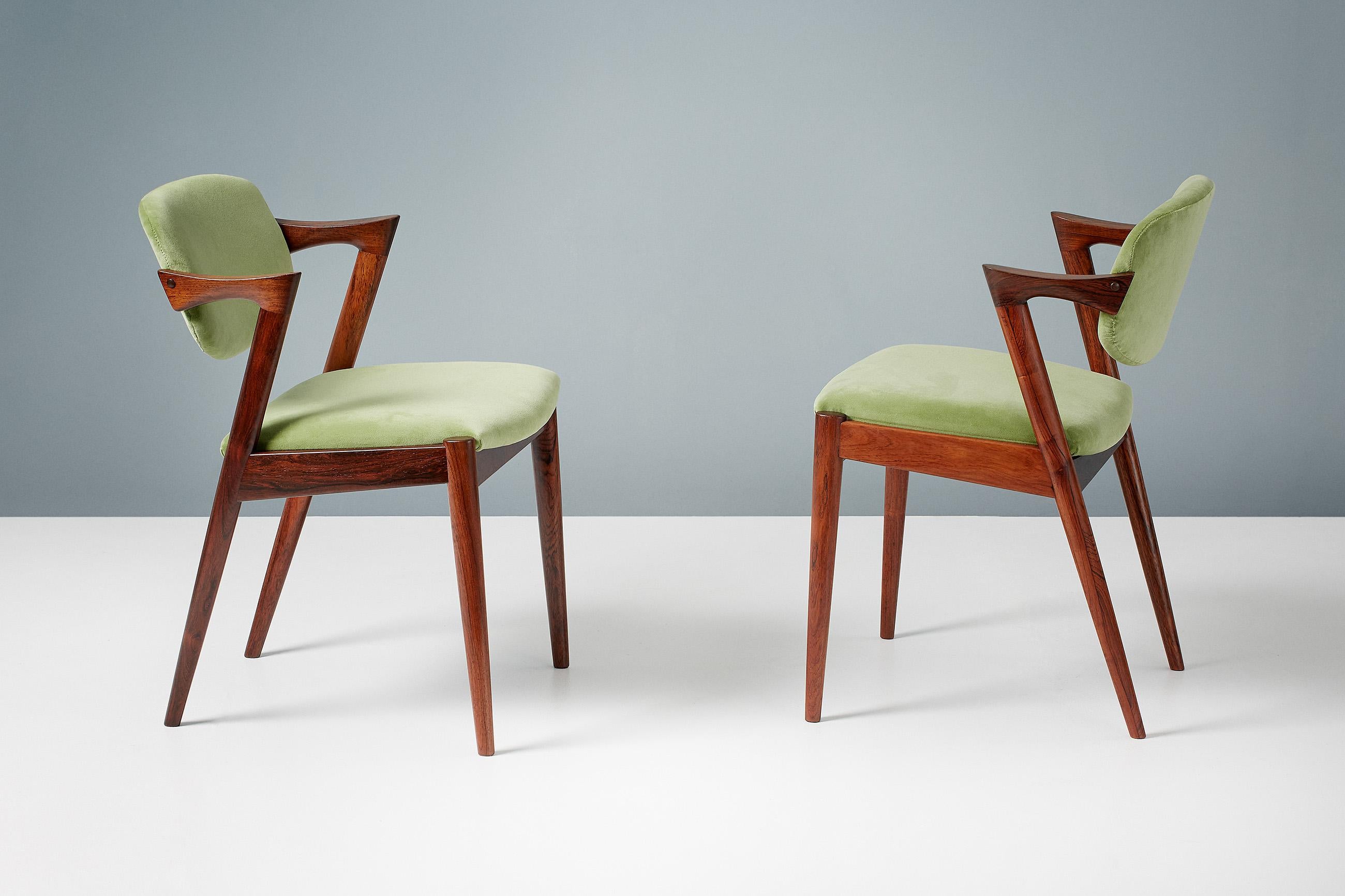 Kai Kristiansen Set of 8 Model 42 Rosewood and Velvet Dining Chairs In Excellent Condition In London, GB