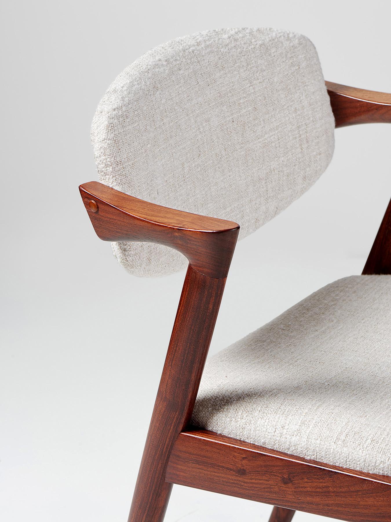 Danois Kai Kristiansen Ensemble de 8 chaises de salle à manger en bois de rose Modèle 42 Années 50 en vente