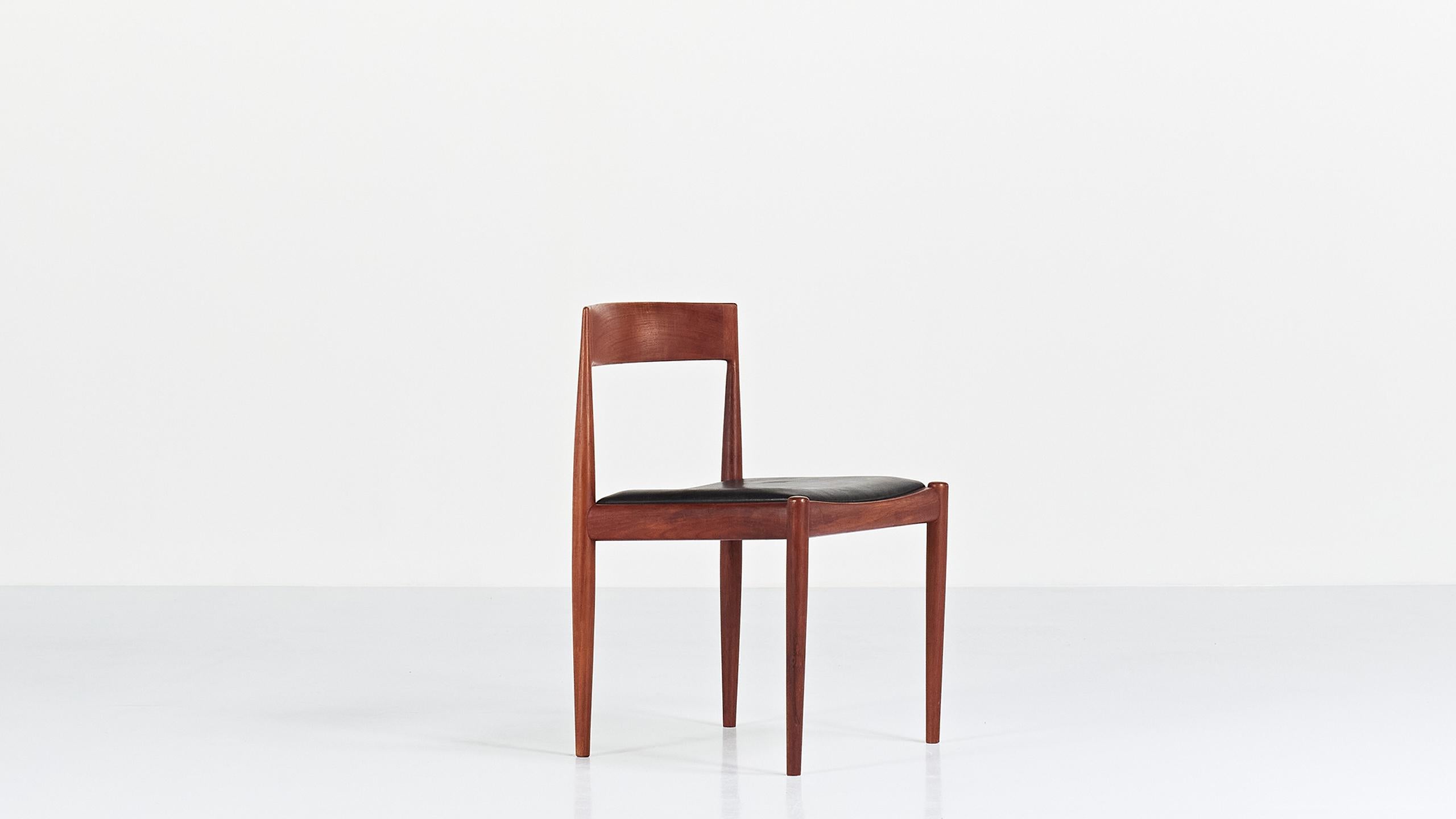 Scandinavian Modern Kai Kristiansen, Set of Six “4110” Chairs for Fritz Hansen, Denmark, C. 1960