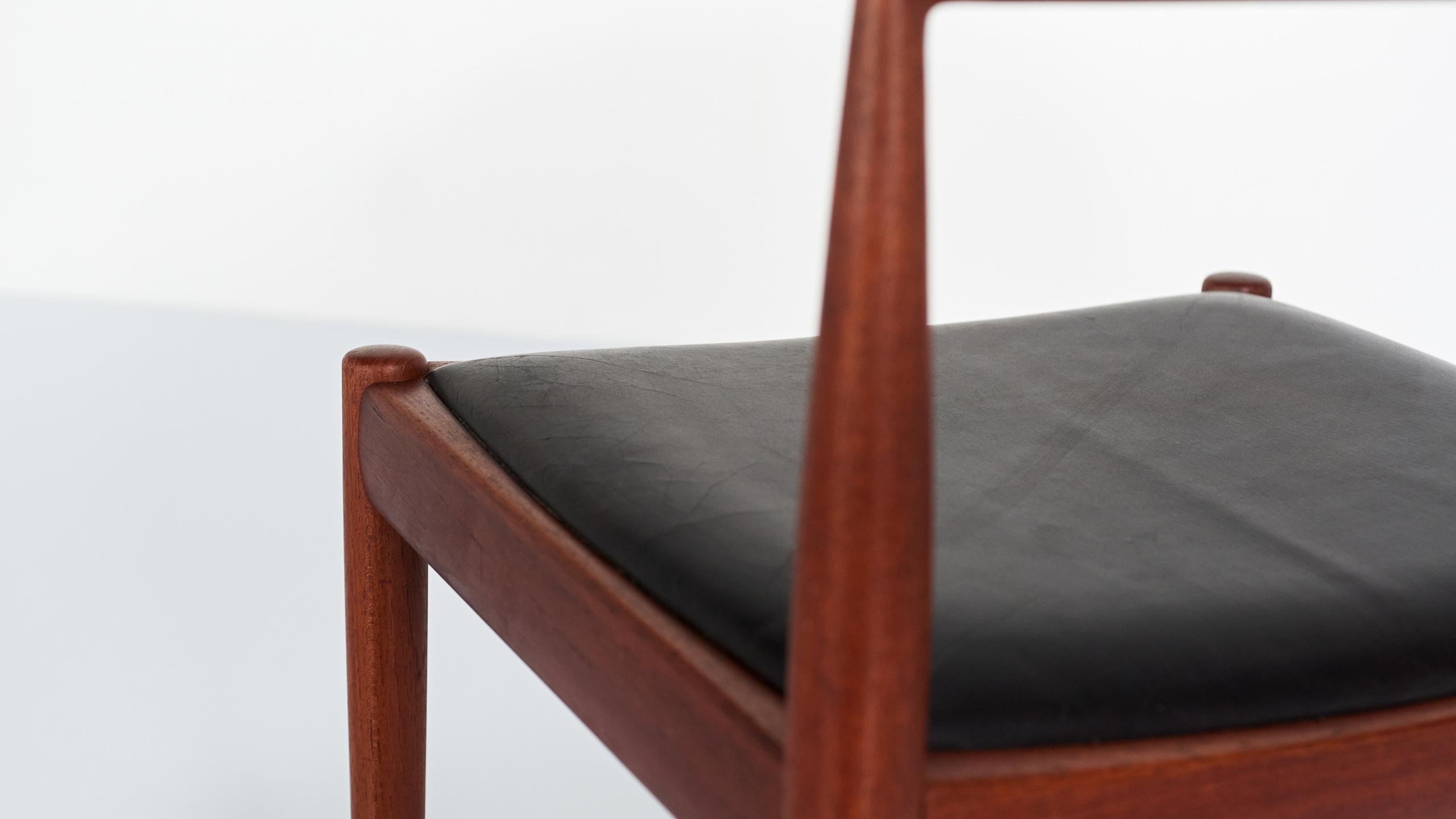 Kai Kristiansen, Set of Six “4110” Chairs for Fritz Hansen, Denmark, C. 1960 In Good Condition In Munster, NRW