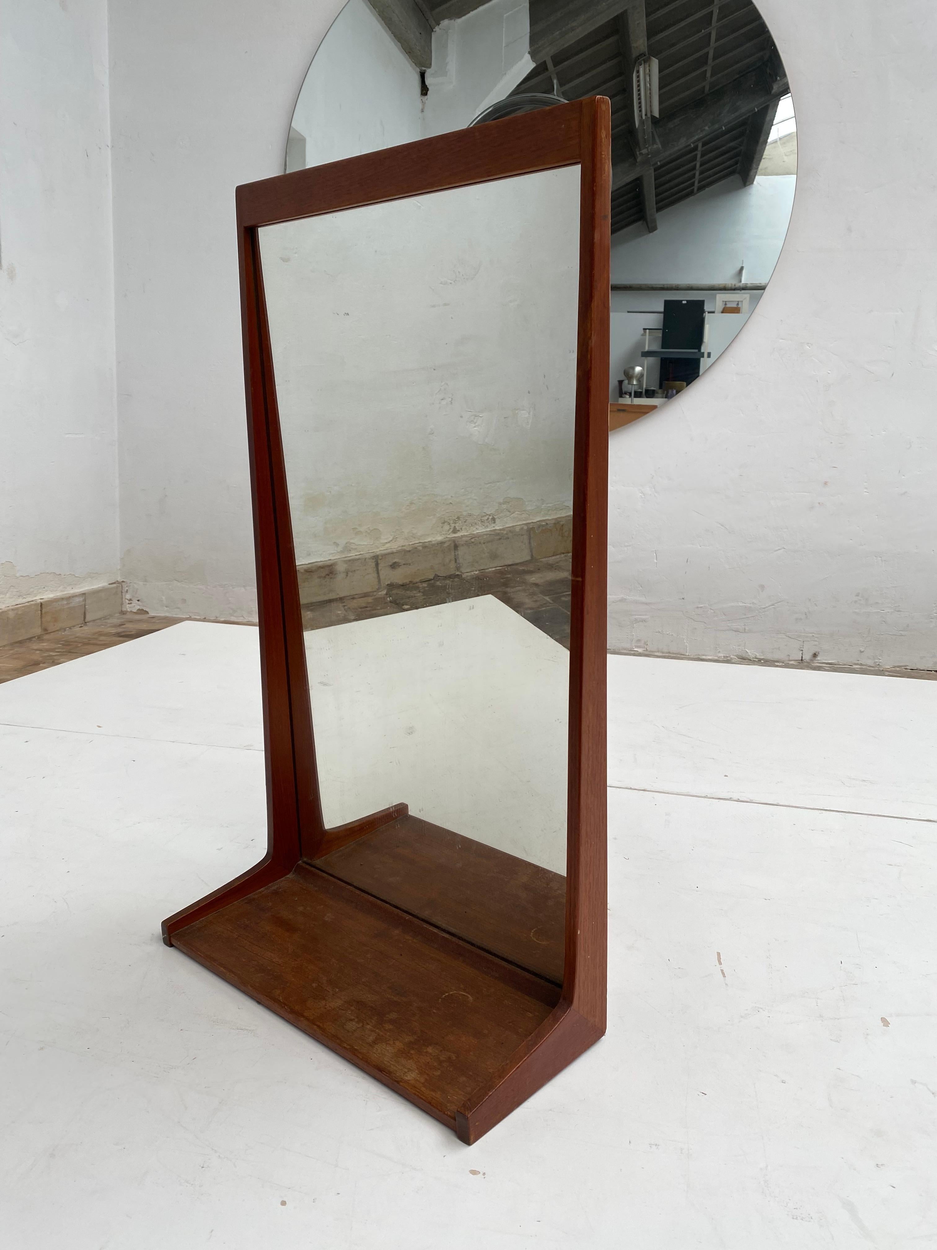 Miroir en teck massif Kai Kristiansen modèle 180 pour Aksel Kjersgaard, Danemark, années 1960 en vente 7