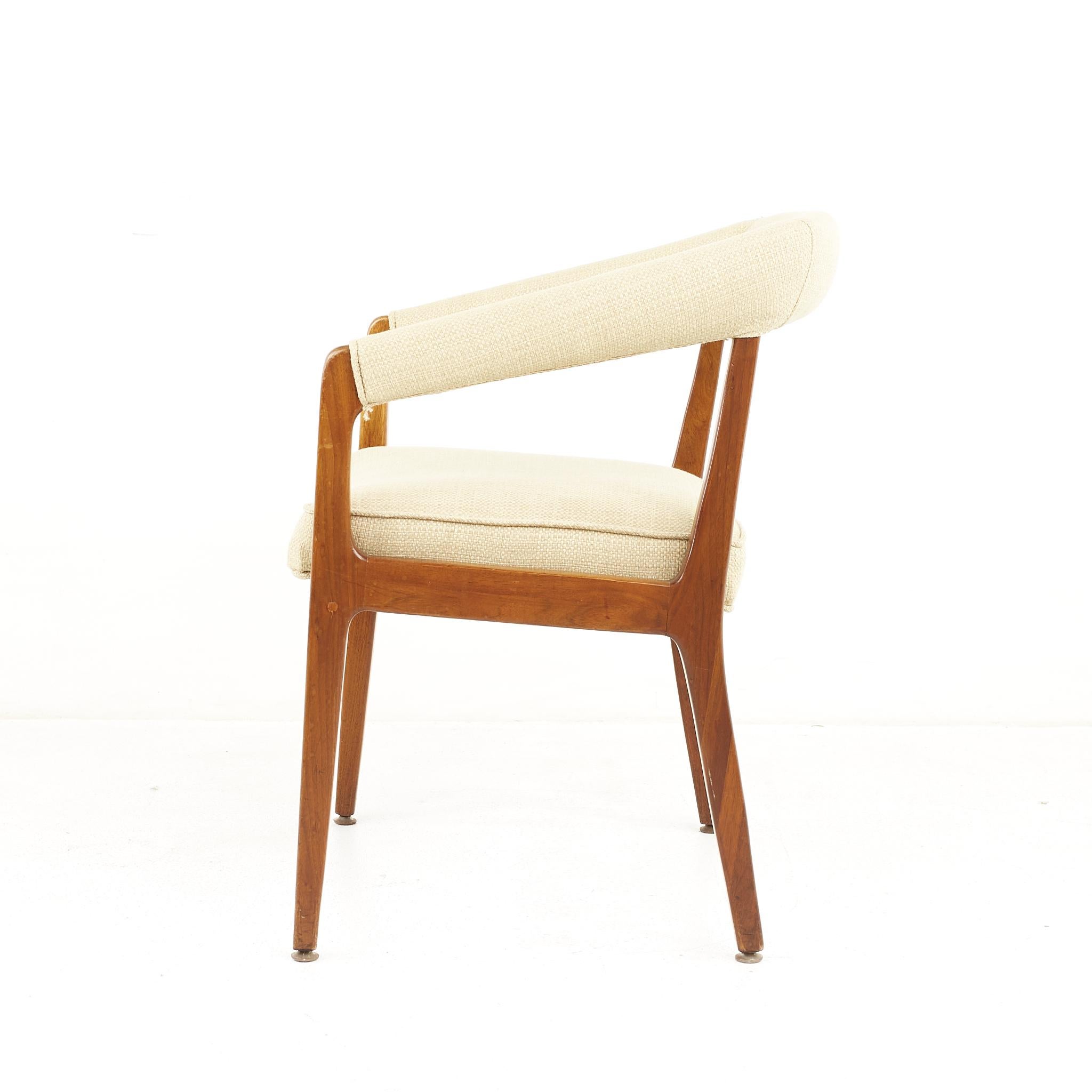 Kai Kristiansen Style Mid Century Danish Teak Occasional Lounge Chairs, A Pair For Sale 5