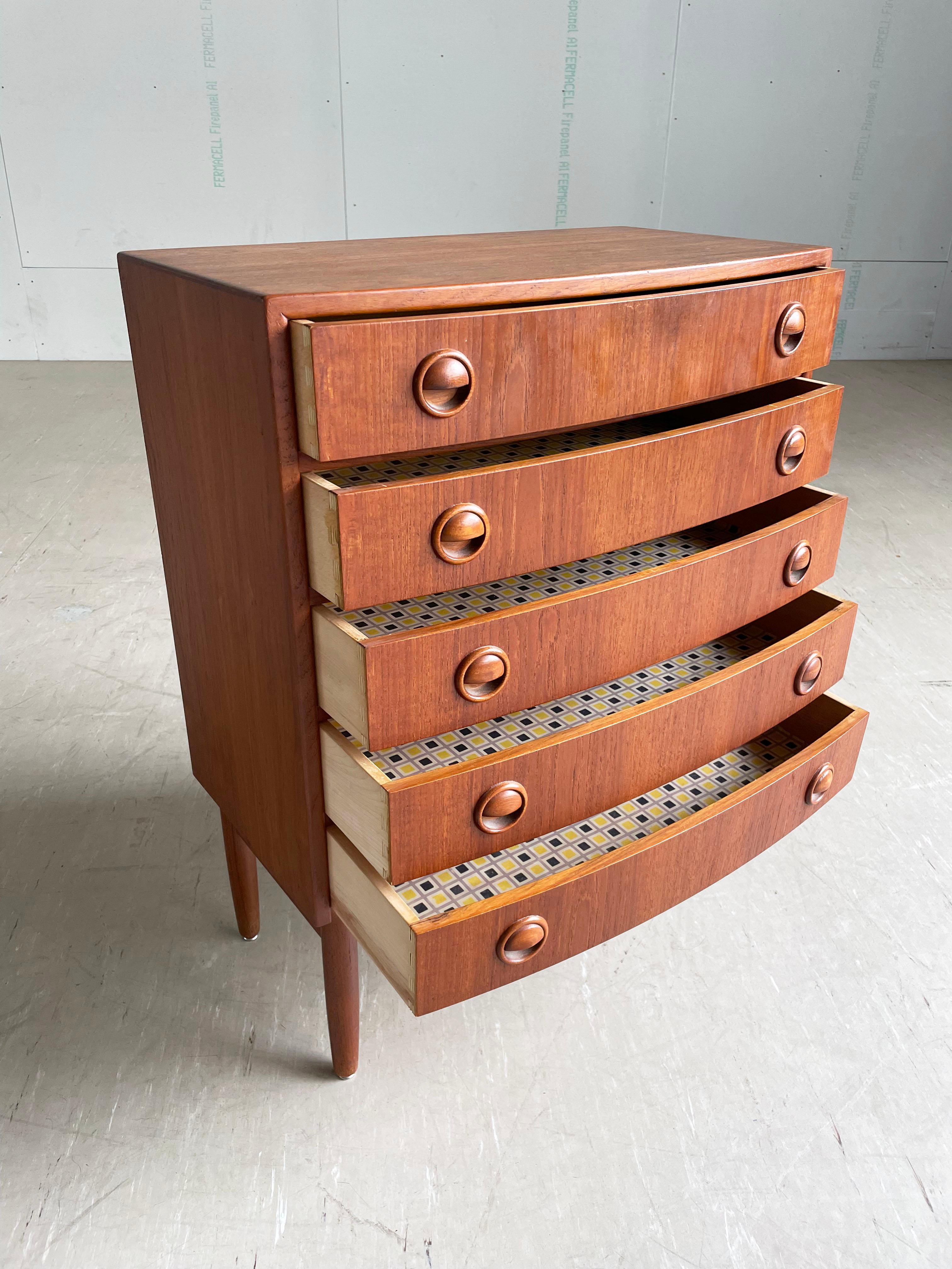 Danese Cassettiera in teak Kai Kristiansen by  Feldballes Møbelfabrik, Danimarca in vendita