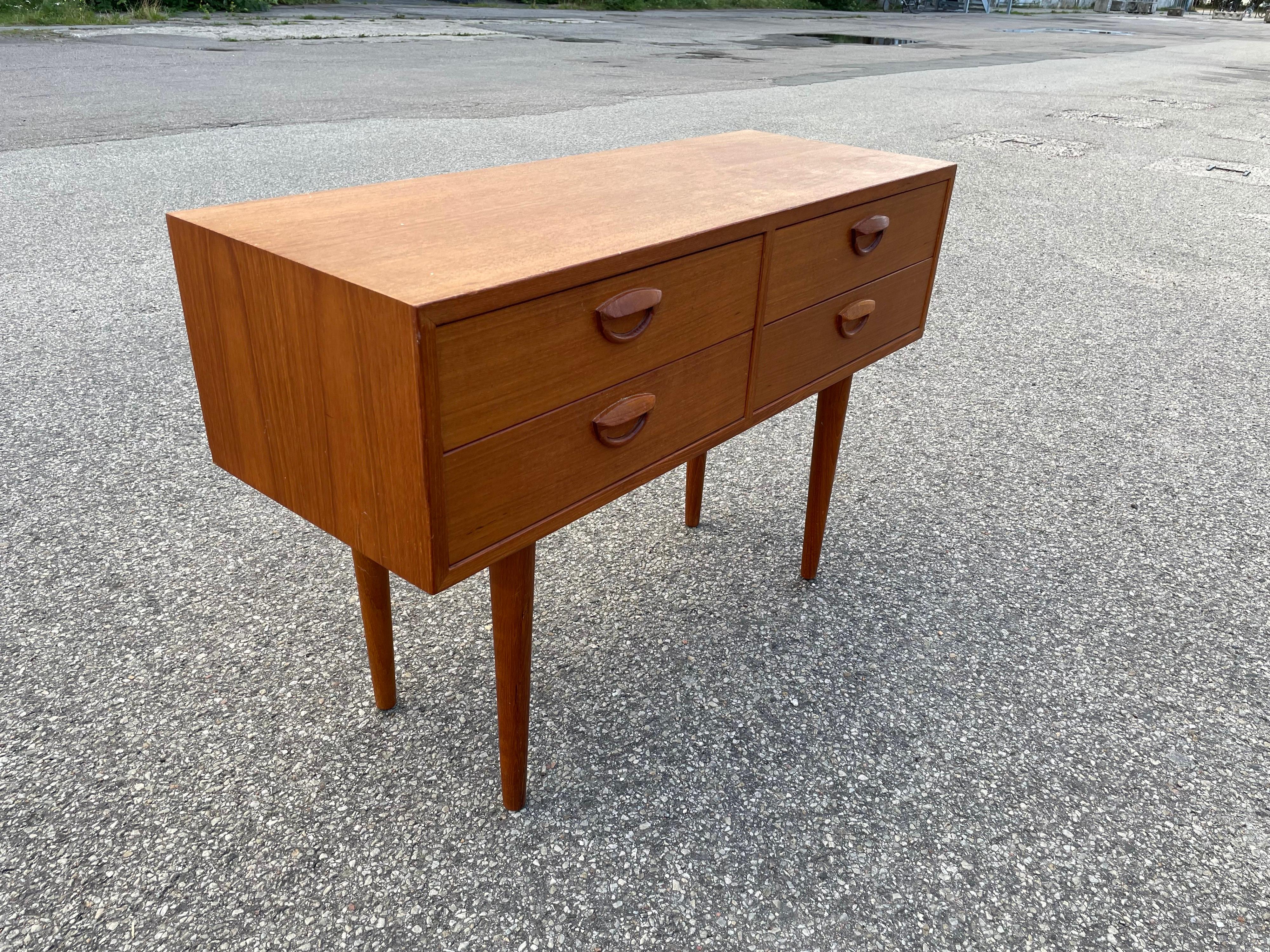 Small sideboard, Beautiful 1960s chest of drawers by Kai Kristiansen for Feldballe Møbelfabrik, good vintage condition, authentic and nice vintage item with fantastic patina. Drawers work well, clean inside. Wonderful intermediate sized storage