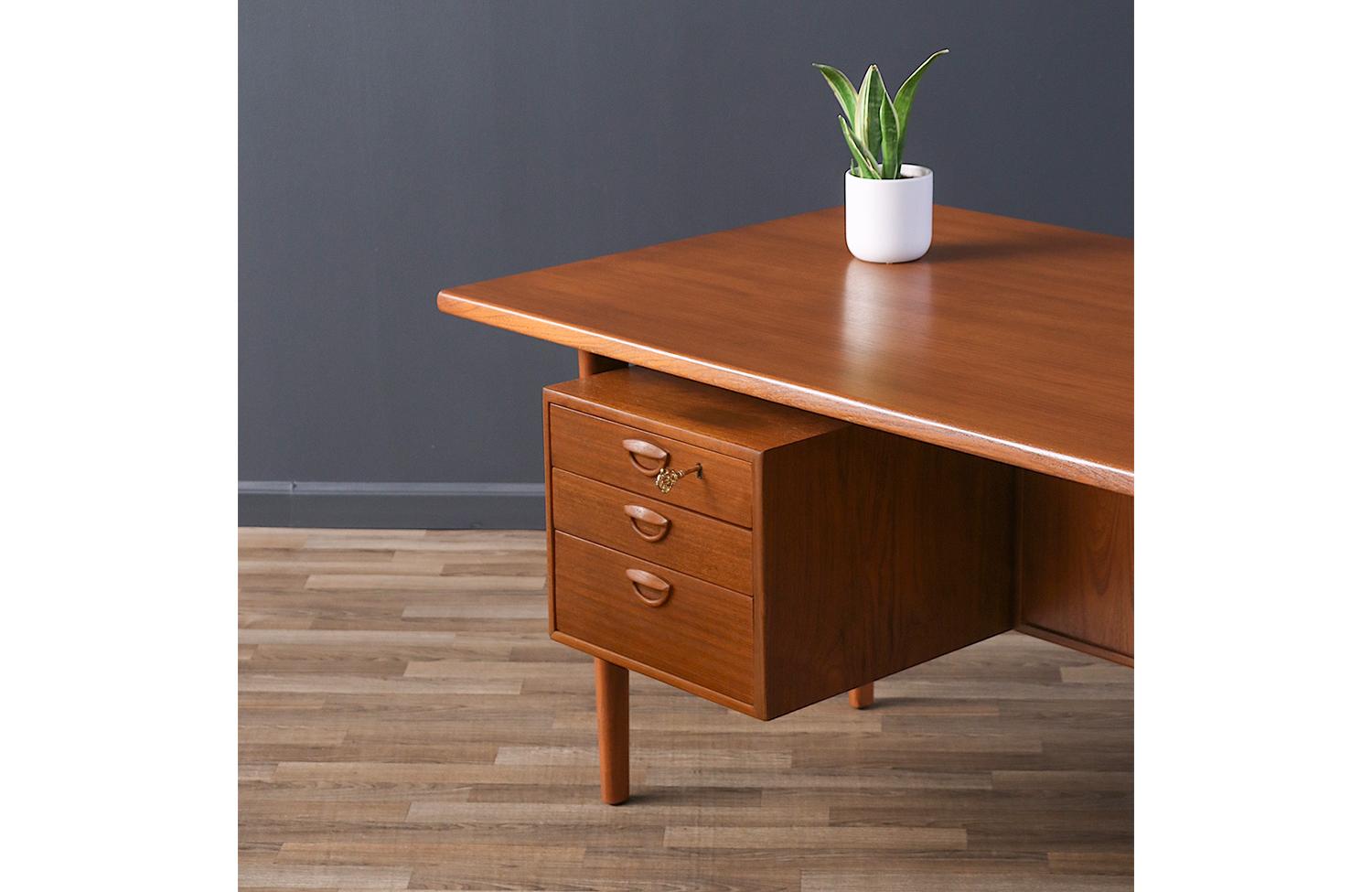 Kai Kristiansen Teak Desk with Bookcase for Feldballes Møbelfabrik 1