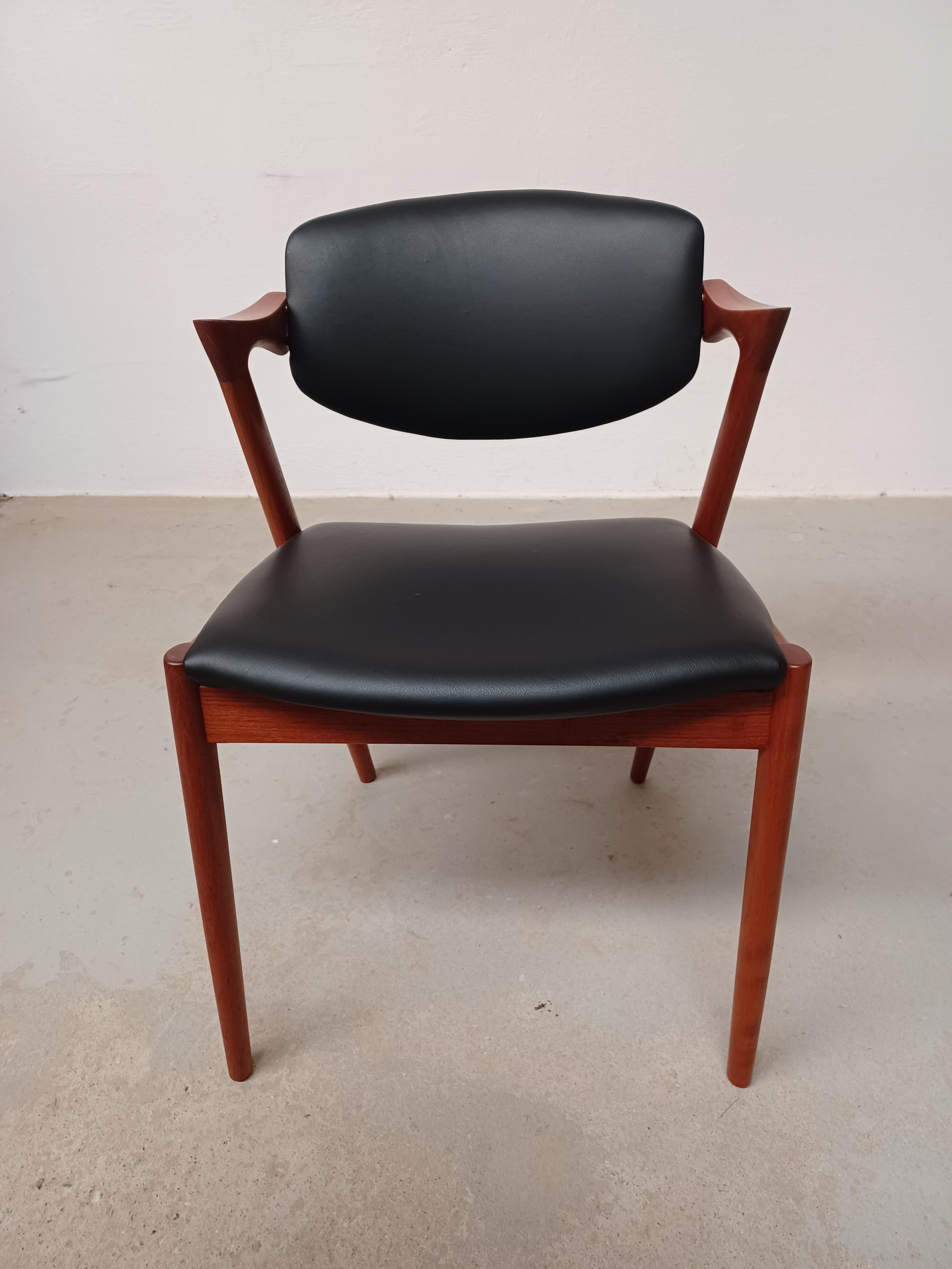 Kai Kristiansen Teak Dining Chairs Excellent Condition Customisable Upholstery im Angebot 2