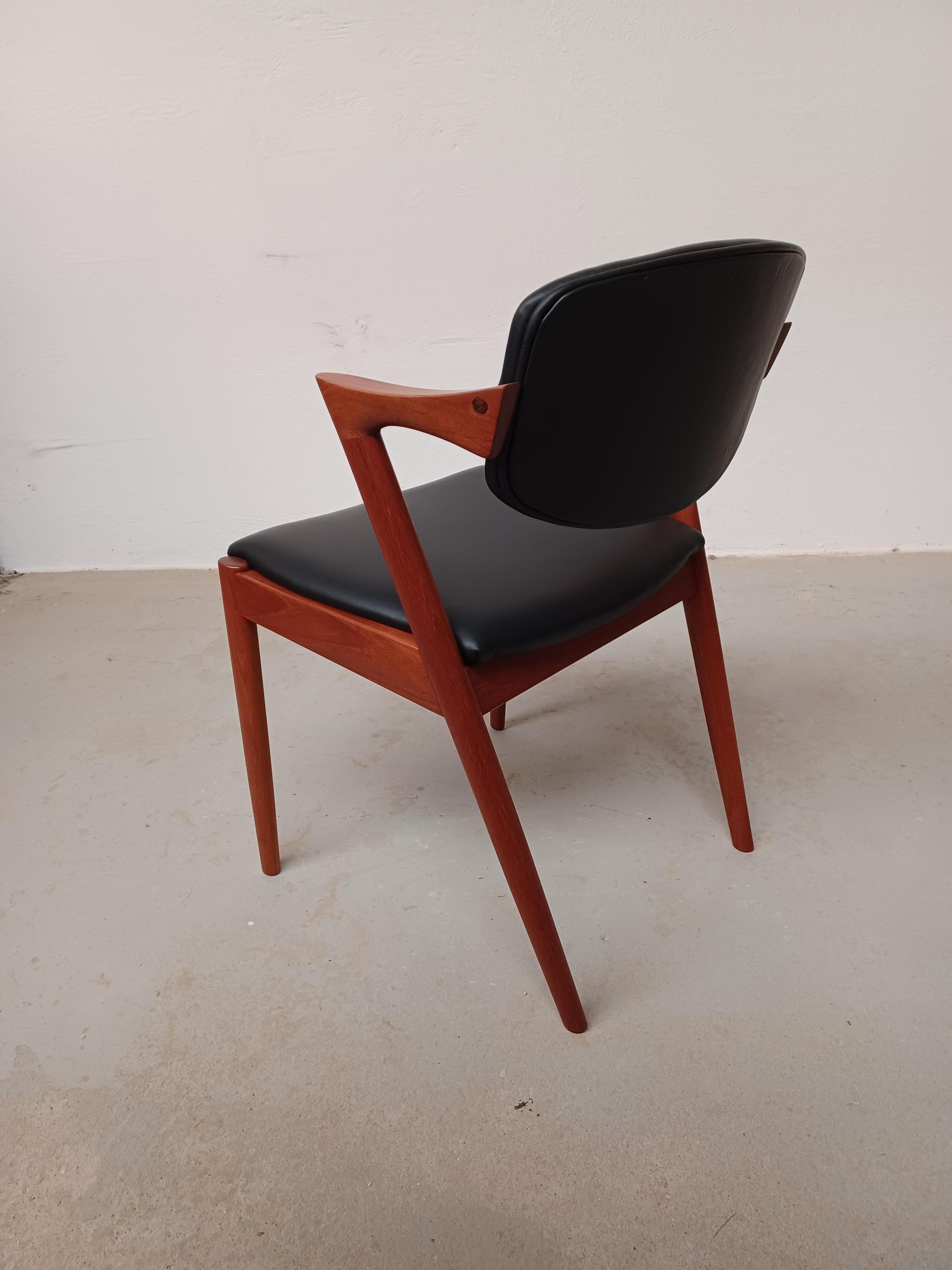 Kai Kristiansen Teak Dining Chairs Excellent Condition Customisable Upholstery (Mitte des 20. Jahrhunderts) im Angebot