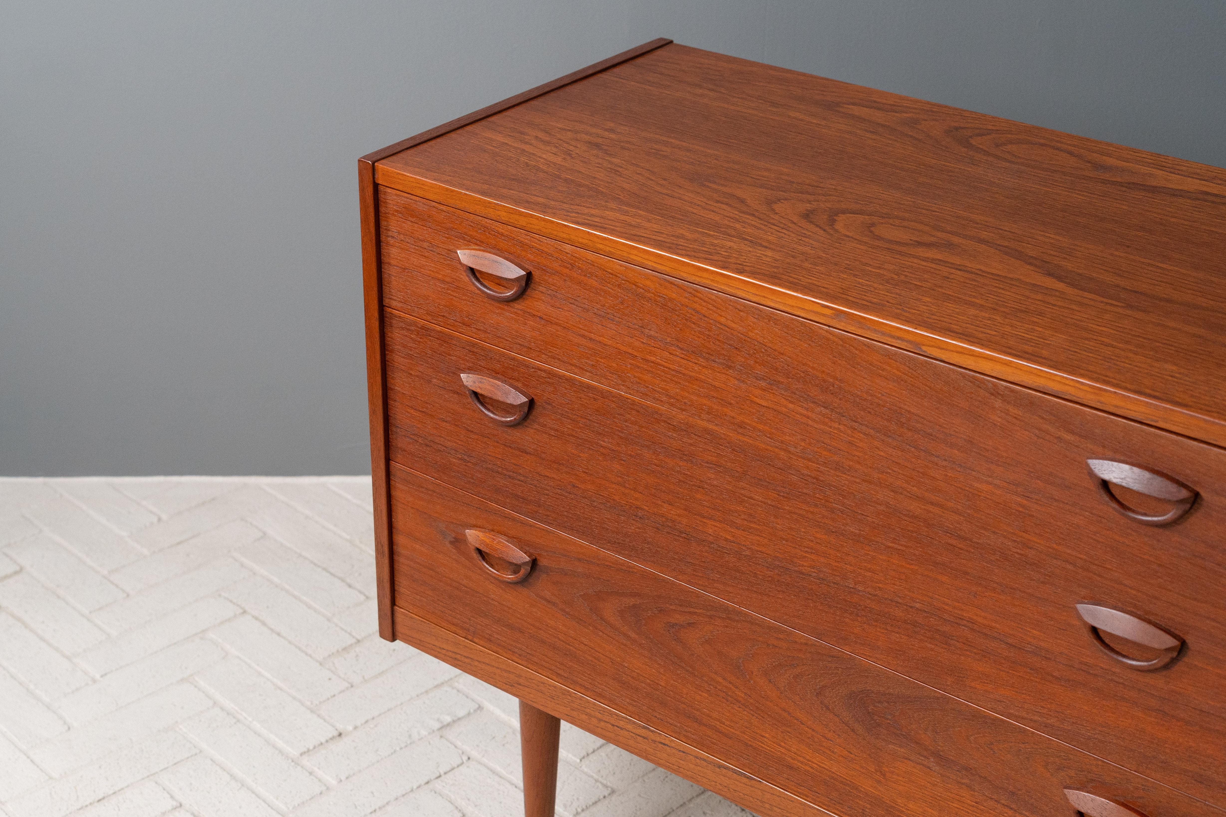 Metà XX secolo Comò in teak Kai Kristiansen in vendita