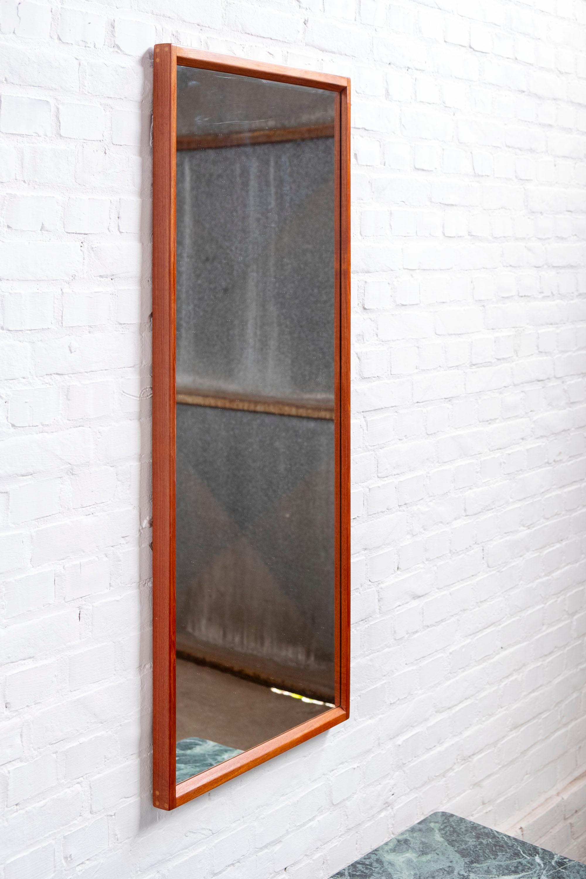 Kai Kristiansen Teak Mirror Model 14 for Aksel Kjersgaard, 1960s Denmark In Good Condition For Sale In Balen, BE
