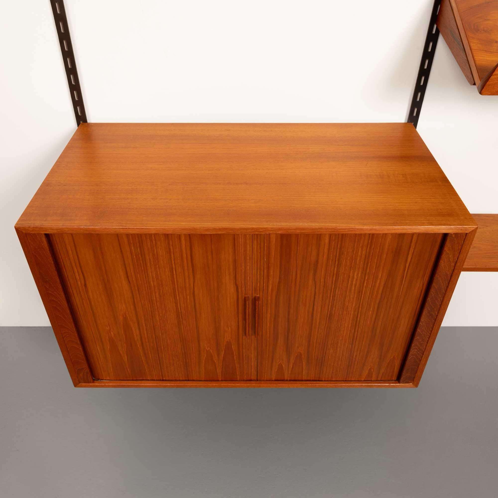 Kai Kristiansen Teakholz-Wandsystem Dänisch Mid-Century 1960er Jahre mit Tambour-Schrank 5