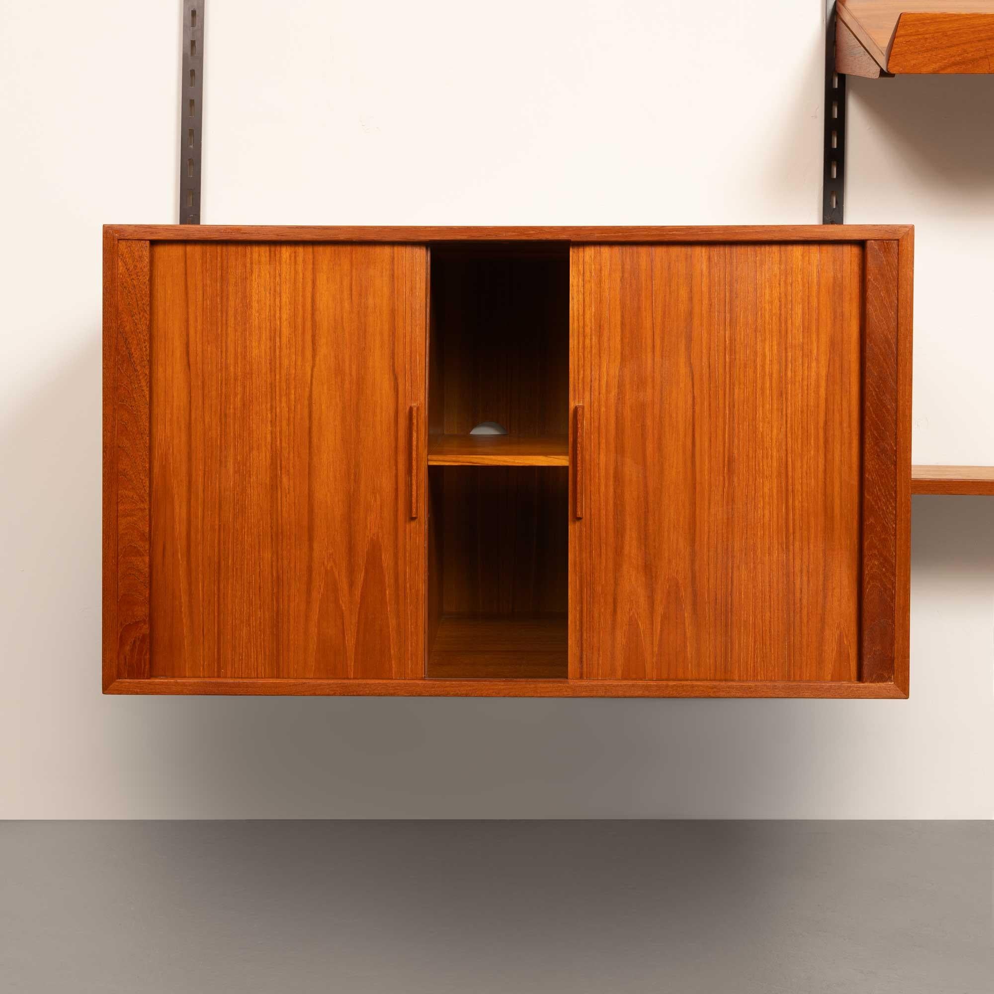 Kai Kristiansen Teakholz-Wandsystem Dänisch Mid-Century 1960er Jahre mit Tambour-Schrank 7