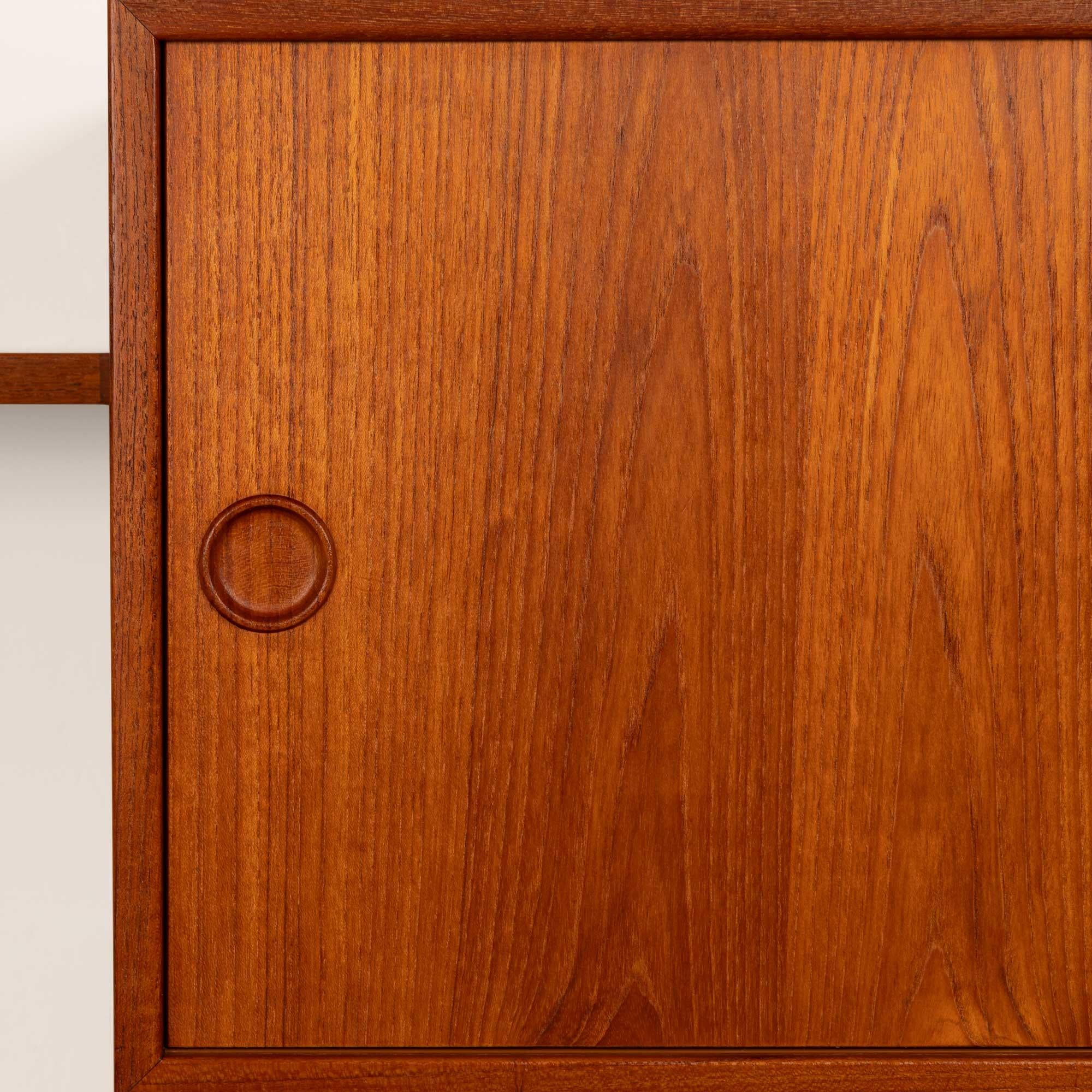 Kai Kristiansen Teakholz-Wandsystem Dänisch Mid-Century 1960er Jahre mit Tambour-Schrank 2