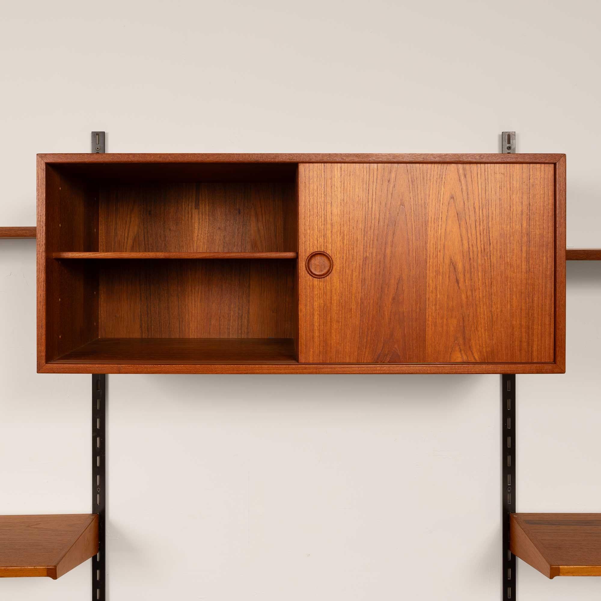 Kai Kristiansen Teakholz-Wandsystem Dänisch Mid-Century 1960er Jahre mit Tambour-Schrank 3